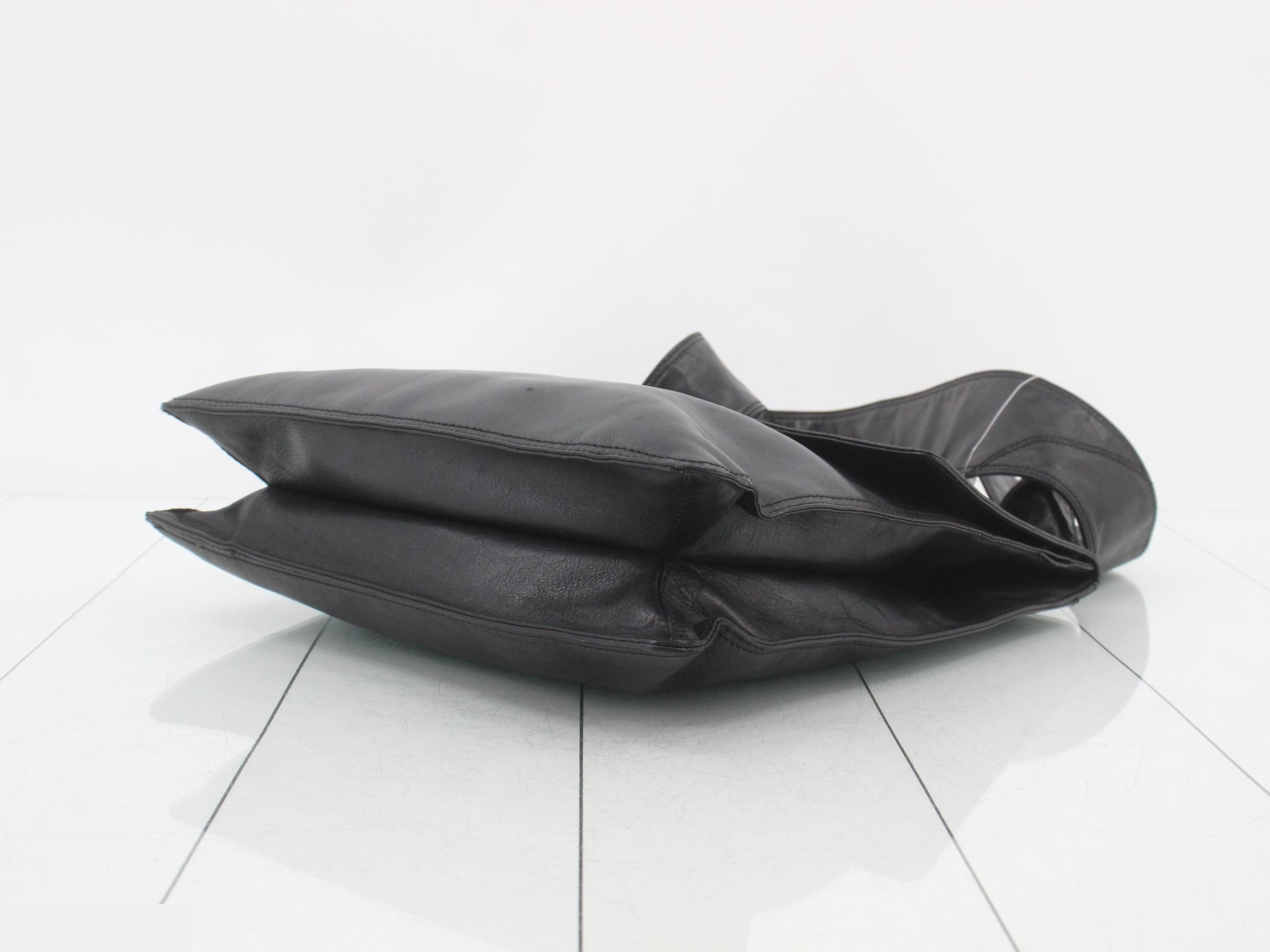 Shoulder bag, black, lambskin — view 6