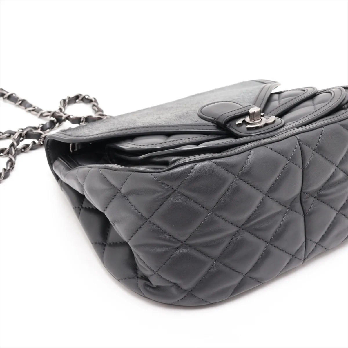 Matelassé Calf Hair x Lambskin Single Flap Double Chain Bag, Gray x Black, Gunmetal Hardware, 21216656, Serial Number 21 — view 4