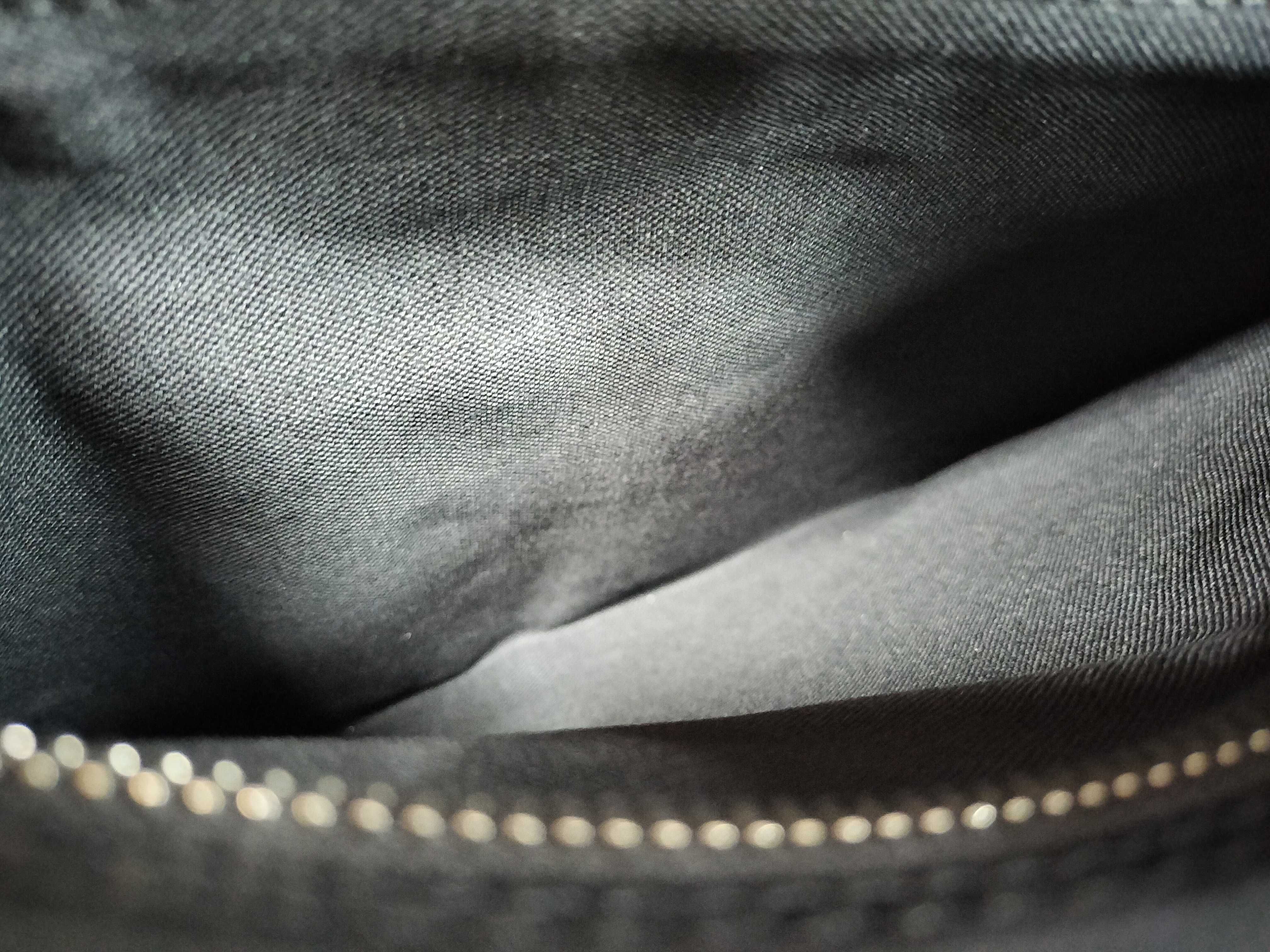 Damier Graphite District GM Shoulder Bag N41271 — view 11