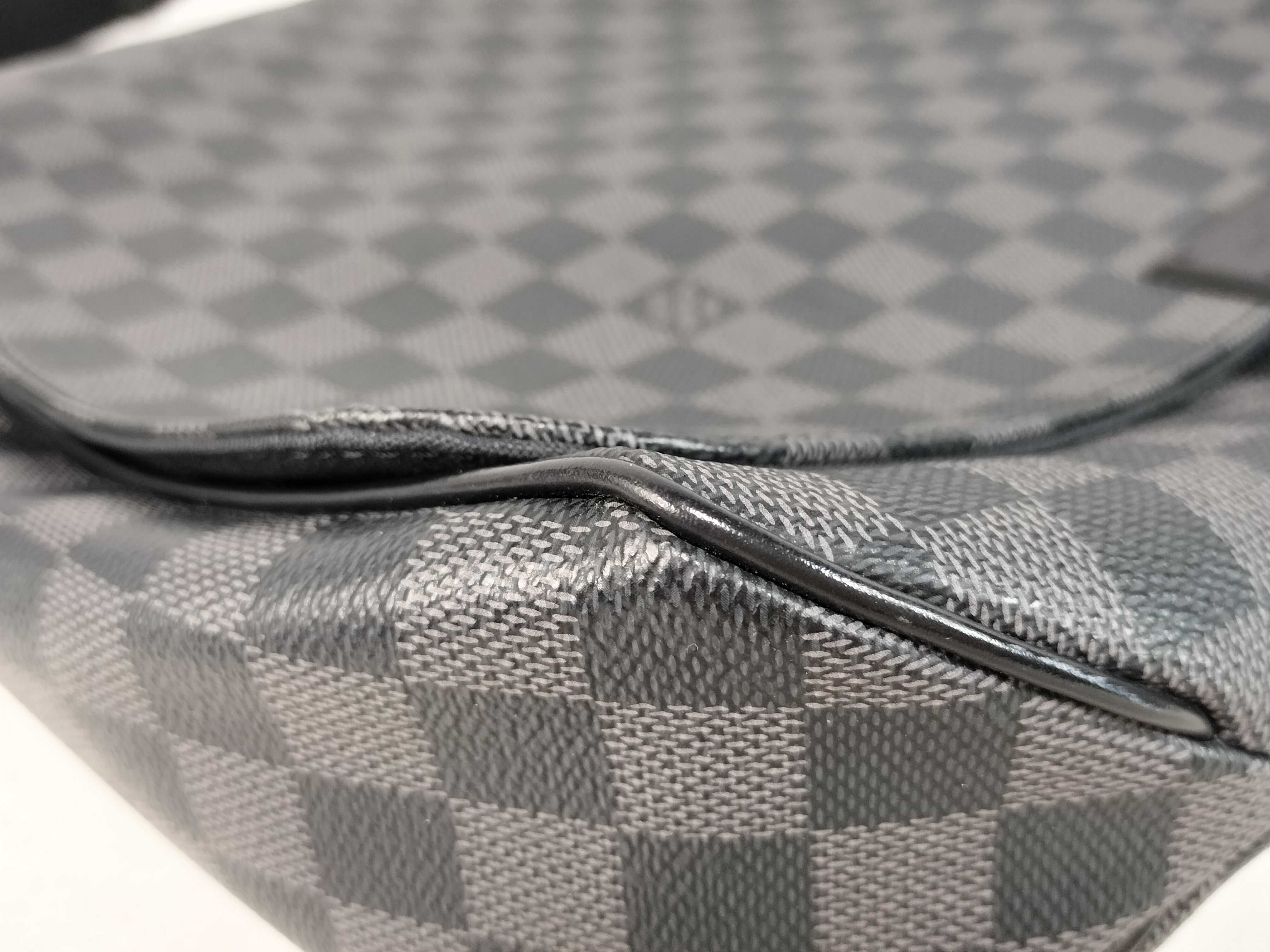 Damier Graphite District GM Shoulder Bag N41271 — view 6