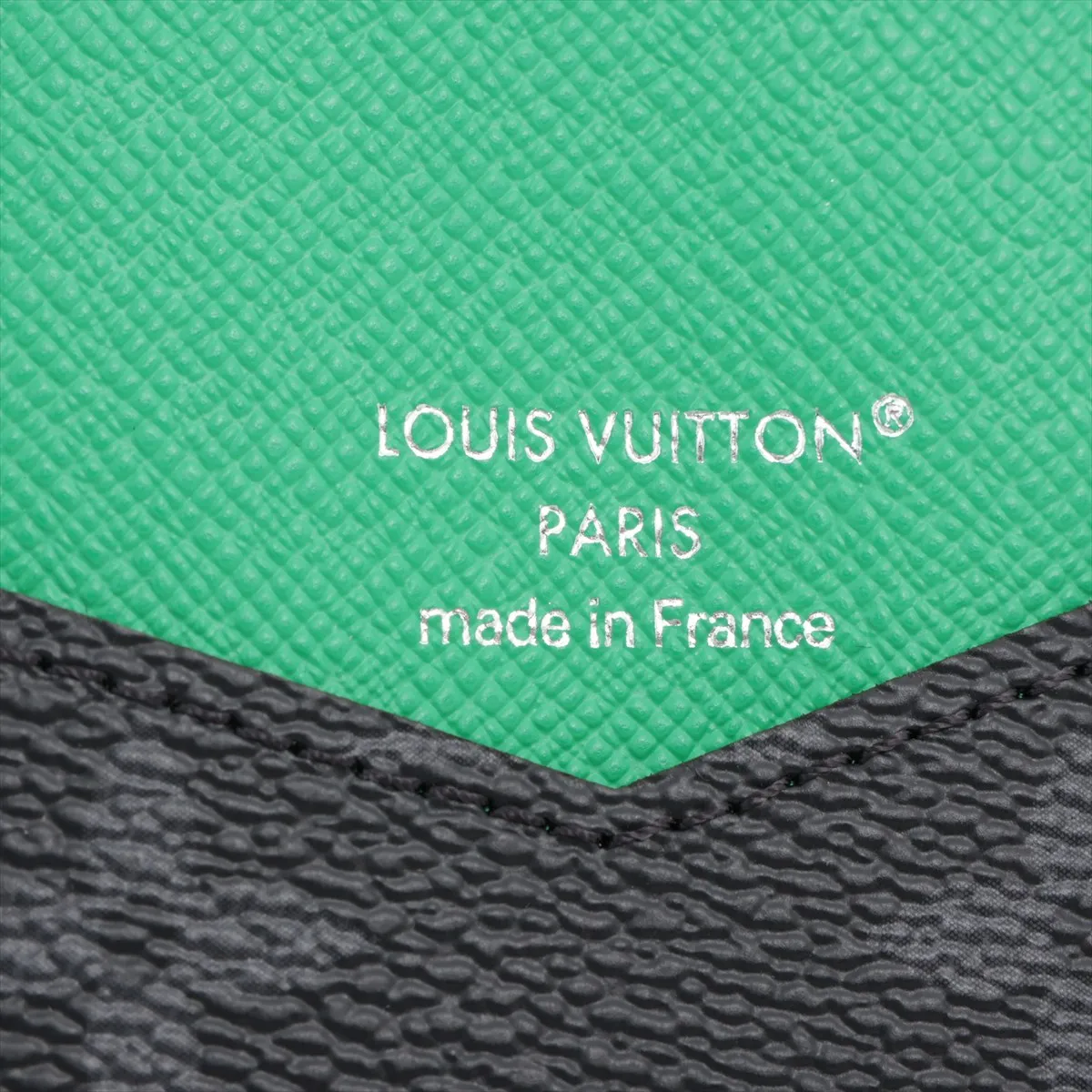 Monogram Eclipse Organizer De Poche - Black x Green Card Case M25842 RFID Reactive — view 6