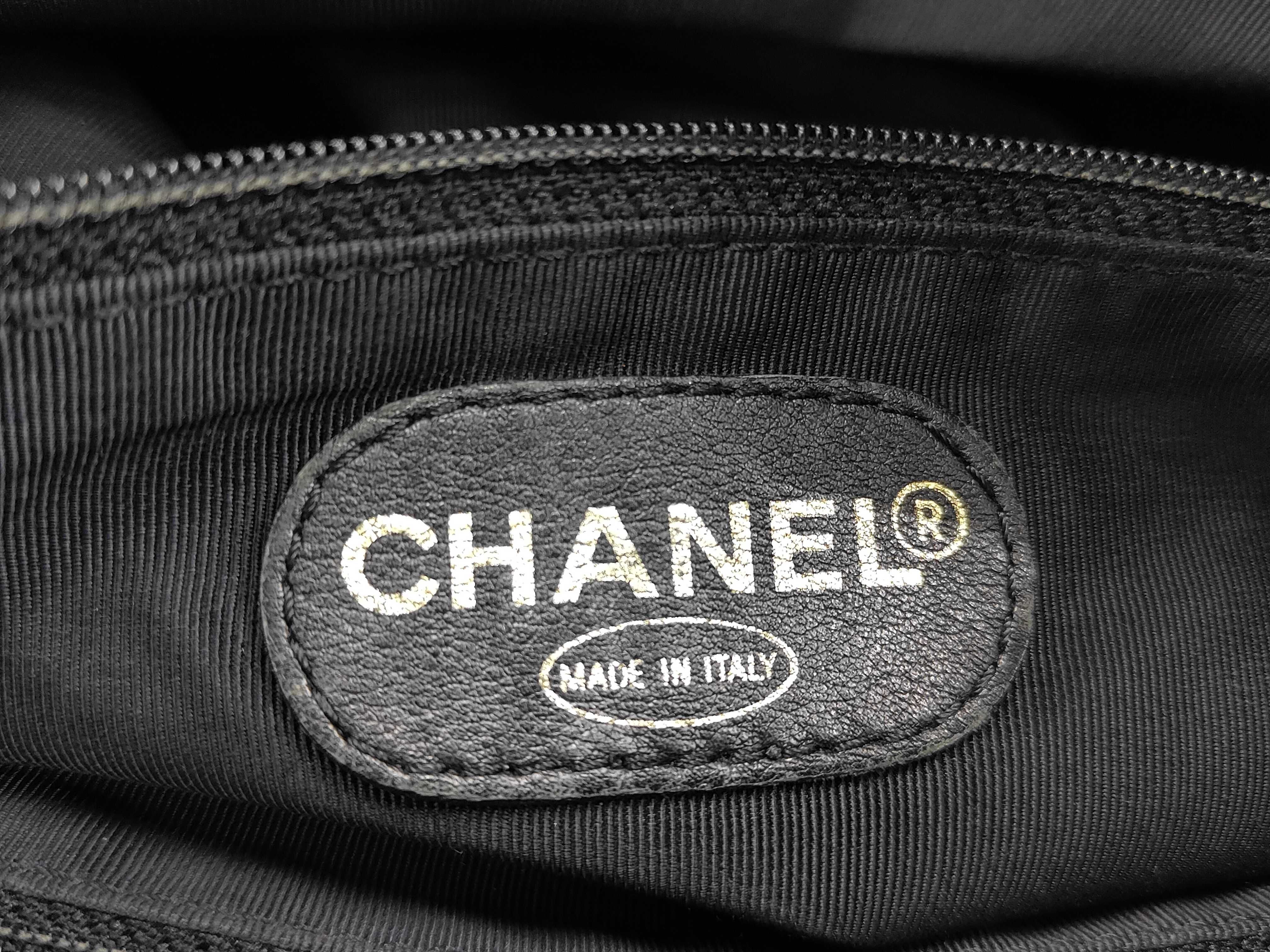 Lambskin Gold Coco Mark Pattern Black Tote Bag with Seal — view 9