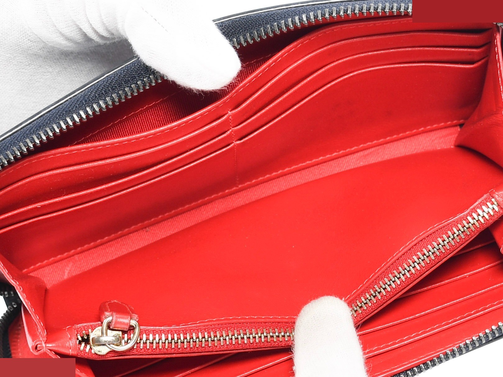 Comes with box and dust bag. Panettone round zipper wallet by Christian Louboutin. — view 9