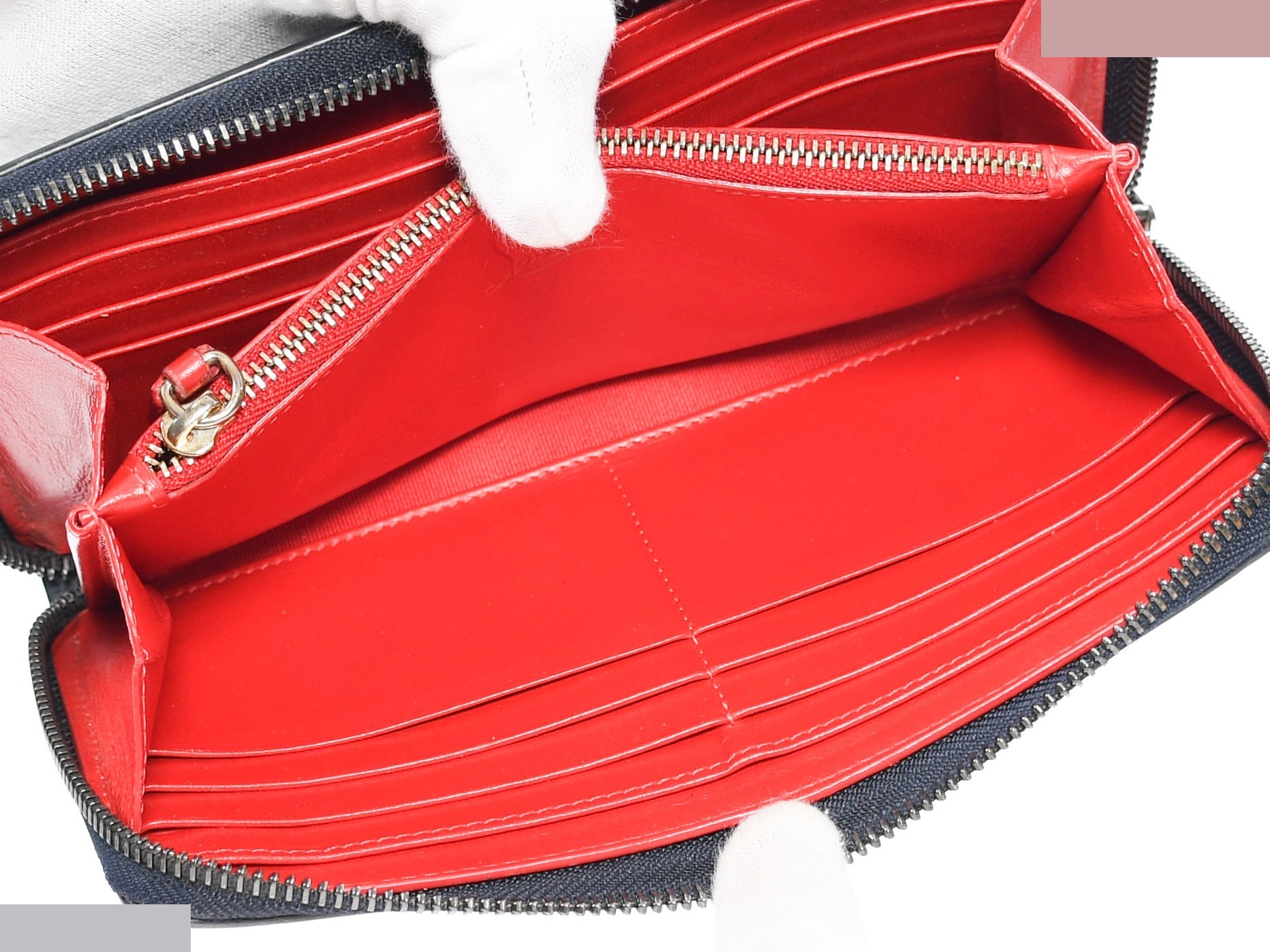 Comes with box and dust bag. Panettone round zipper wallet by Christian Louboutin. — view 10