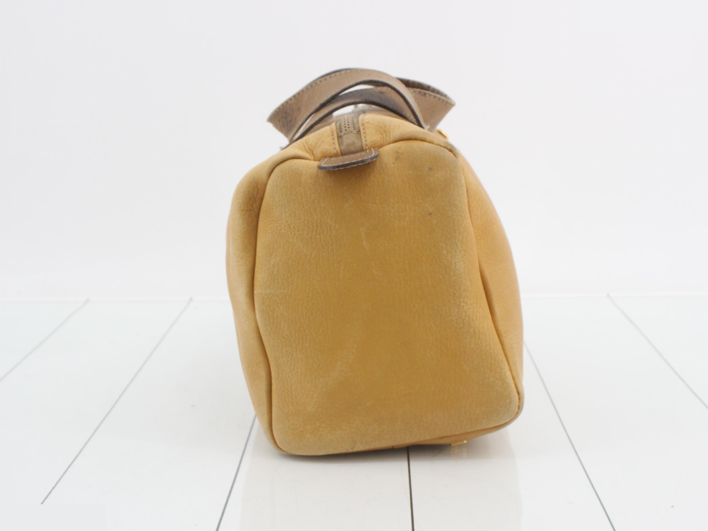 handbag — view 3