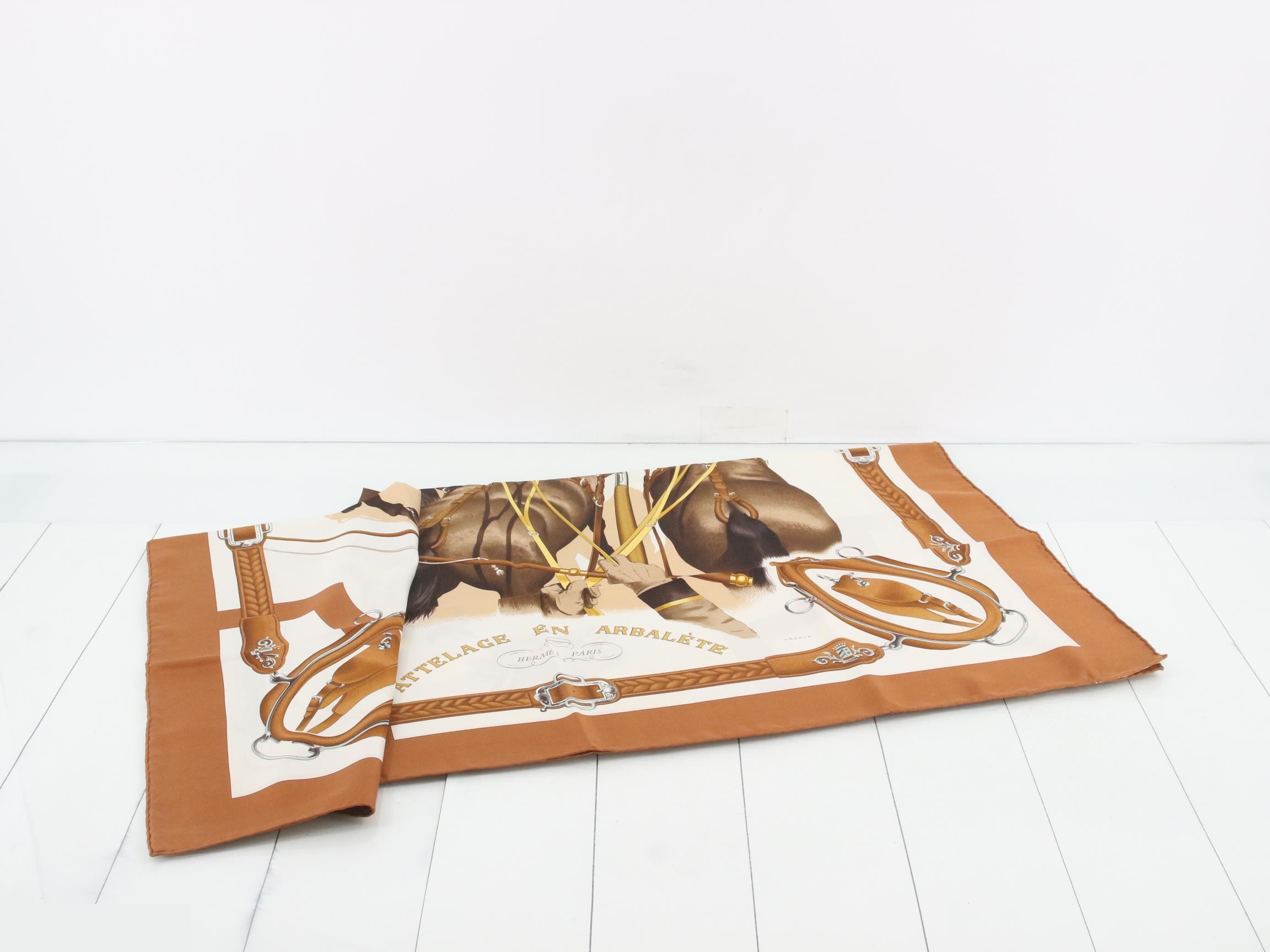 Carre 90 Silk Curtain, Bow-Shaped Linked Scarf — view 3