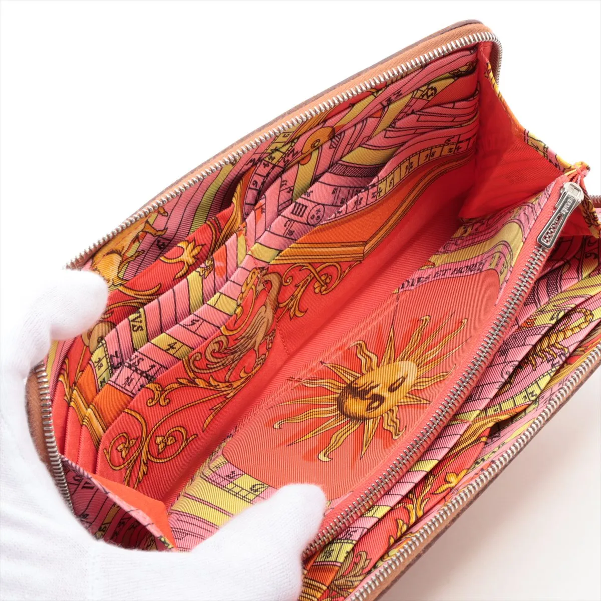 Azap Long Silk In Veau Epsom Round Zip Wallet Gold Silver Hardware A: 2017 — view 5