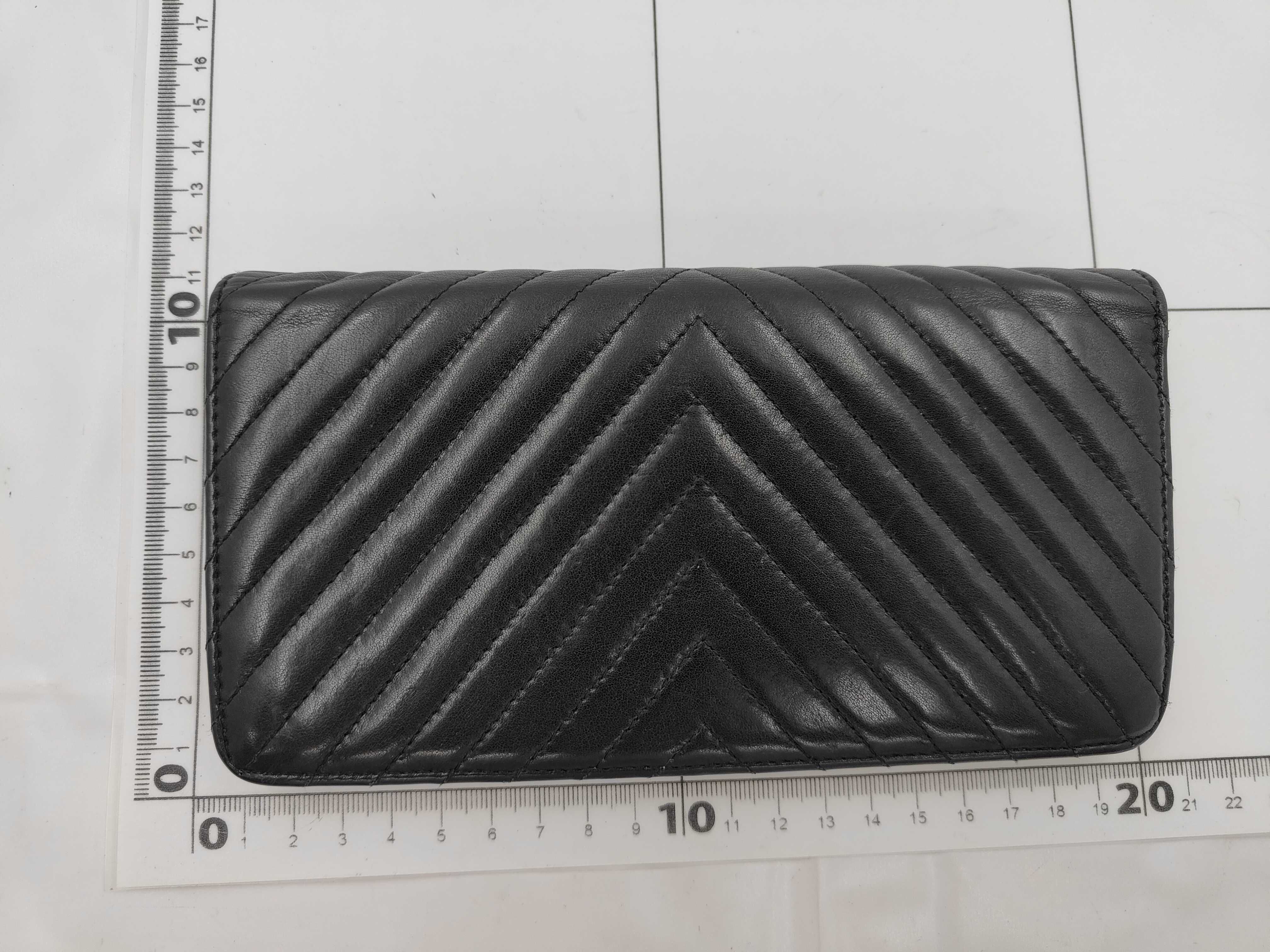 Lambskin V-Stitch Chevron Long Wallet, Black — view 2