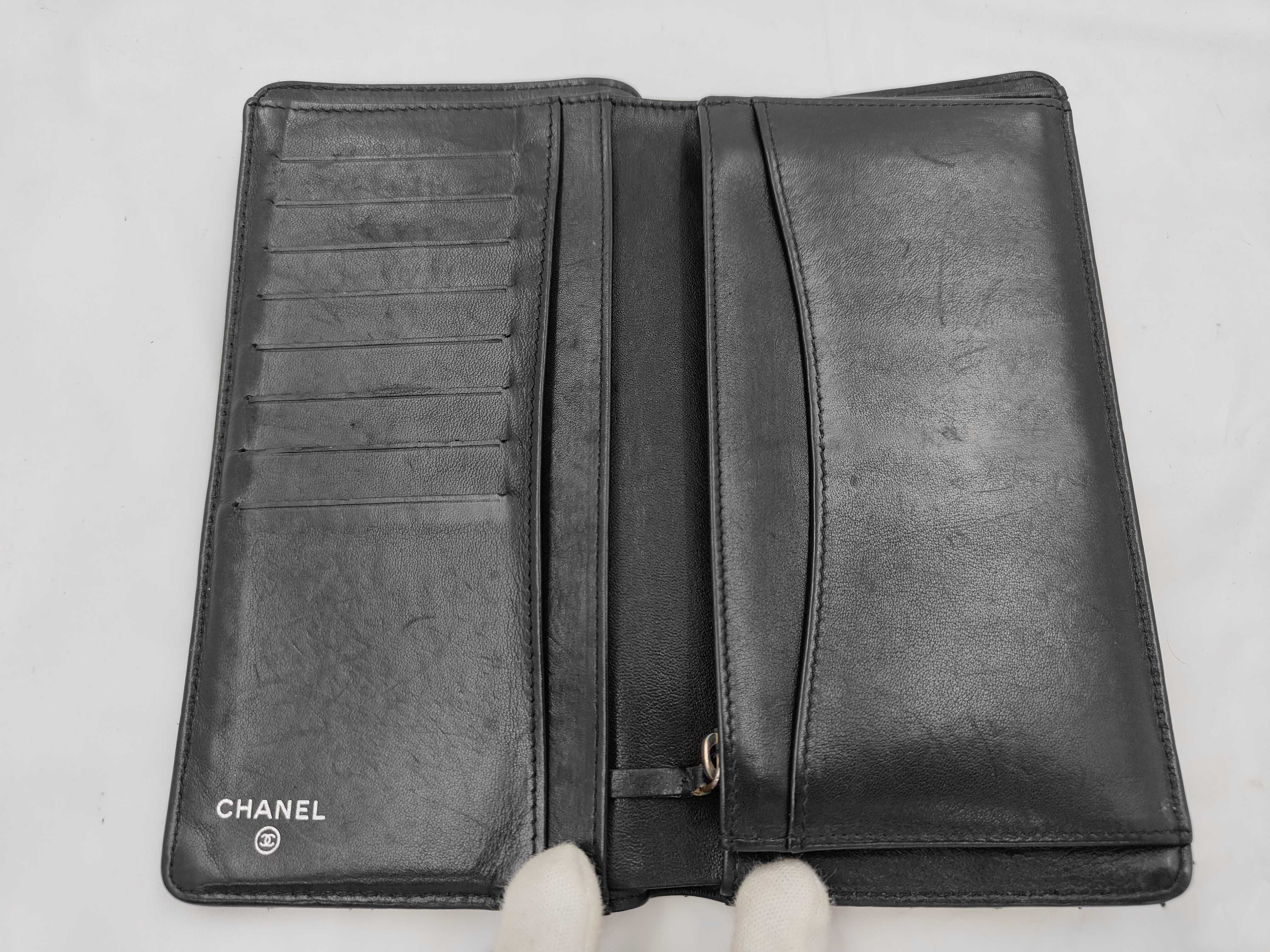 Lambskin V-Stitch Chevron Long Wallet, Black — view 4