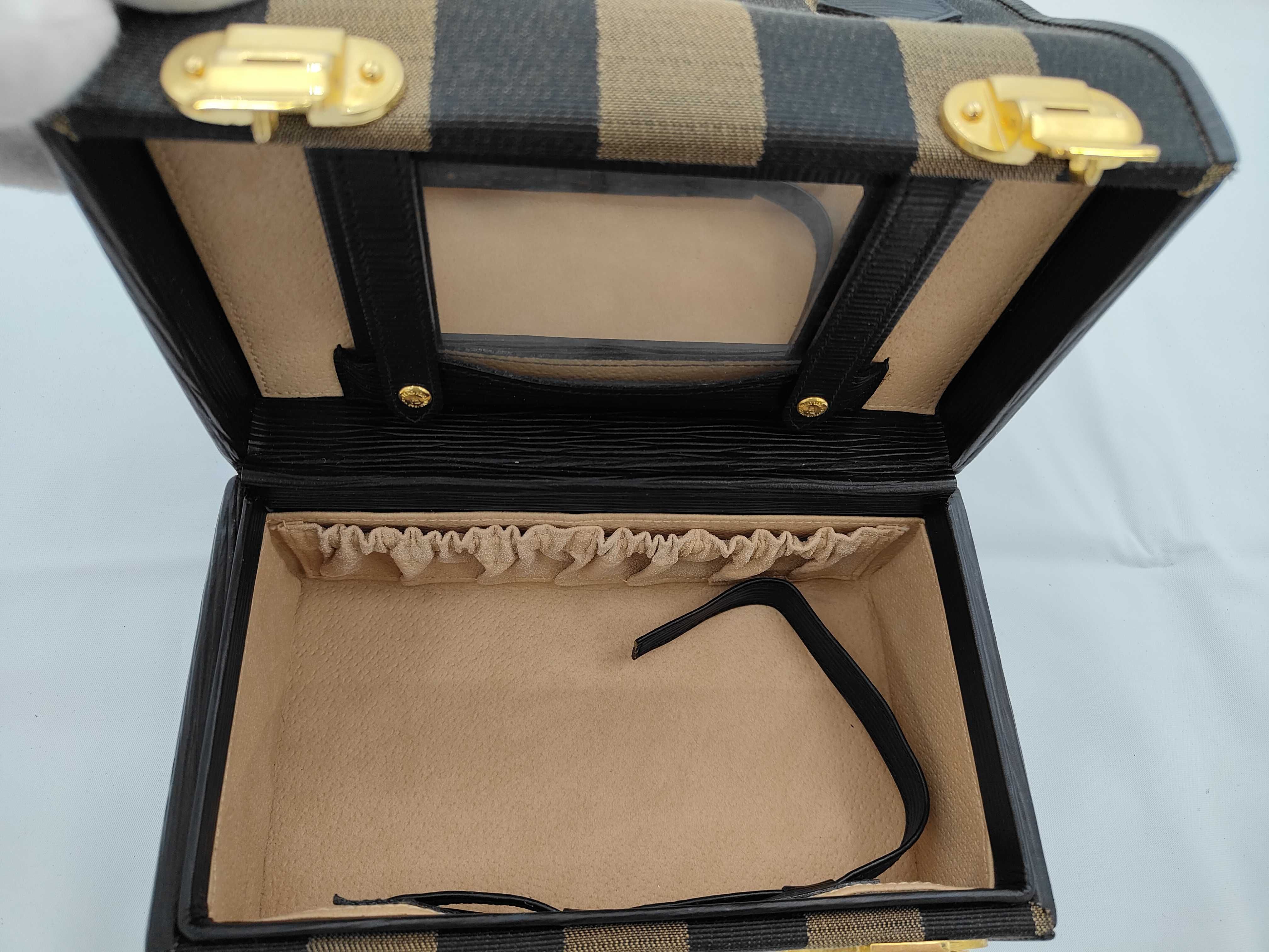 handbag — view 14