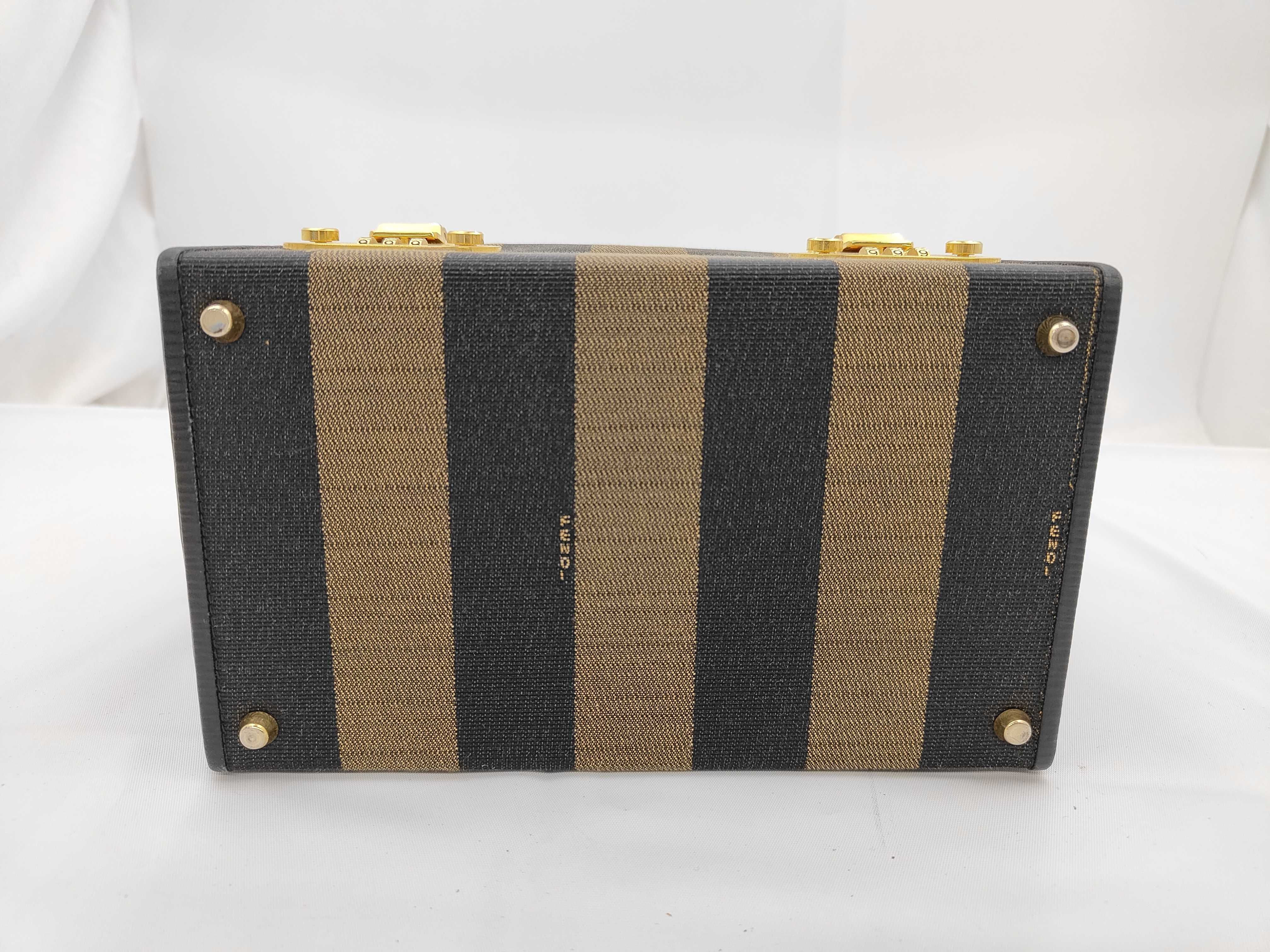 handbag — view 5