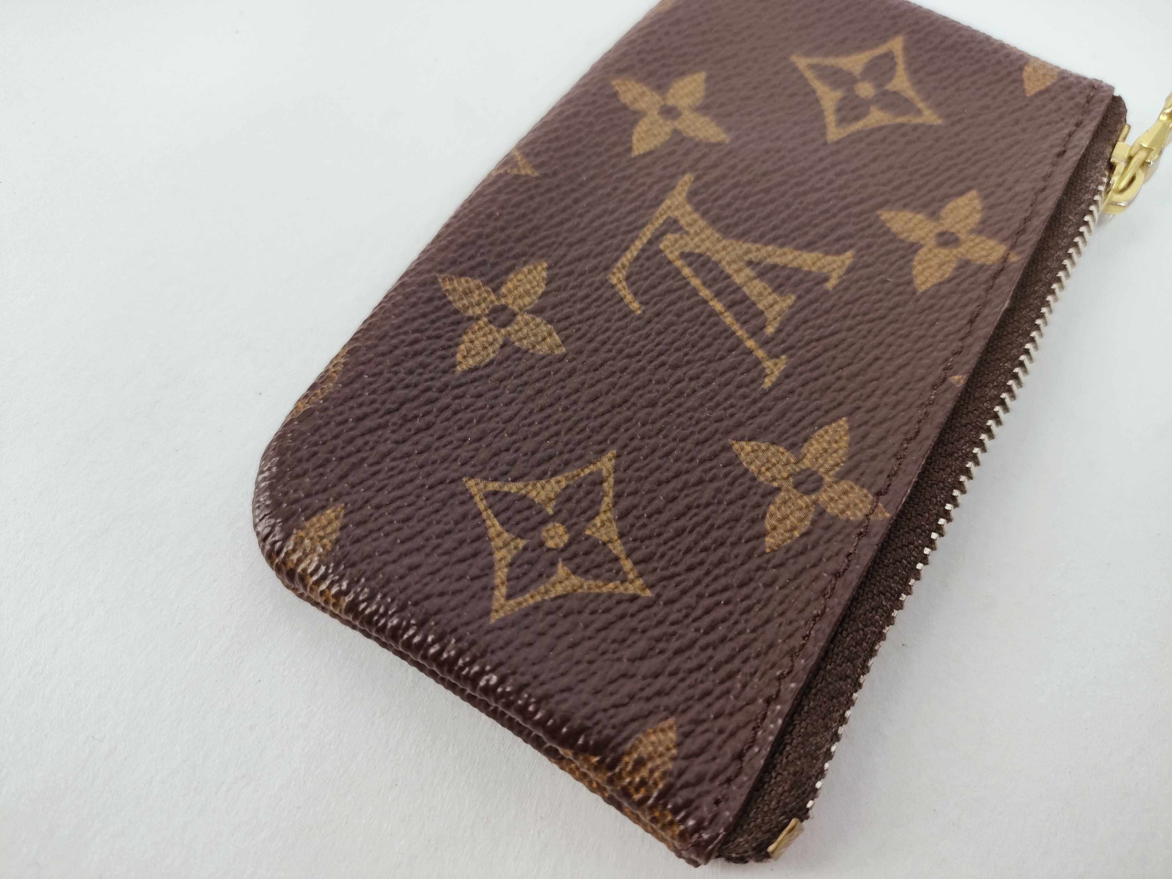 coin case — view 11