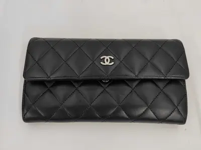 Matelassé Long Wallet
