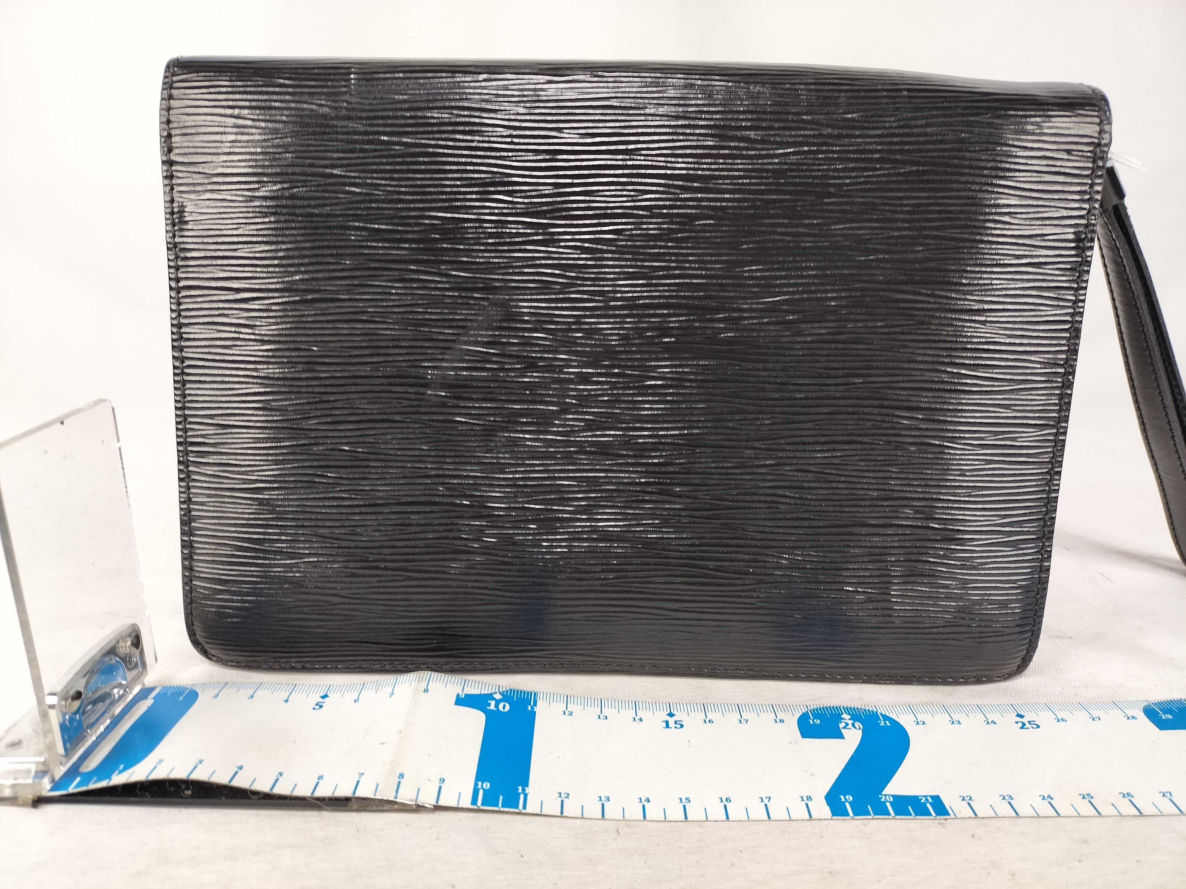 Epi M52612 Epi Serie Dragonne Black Second Bag — view 2