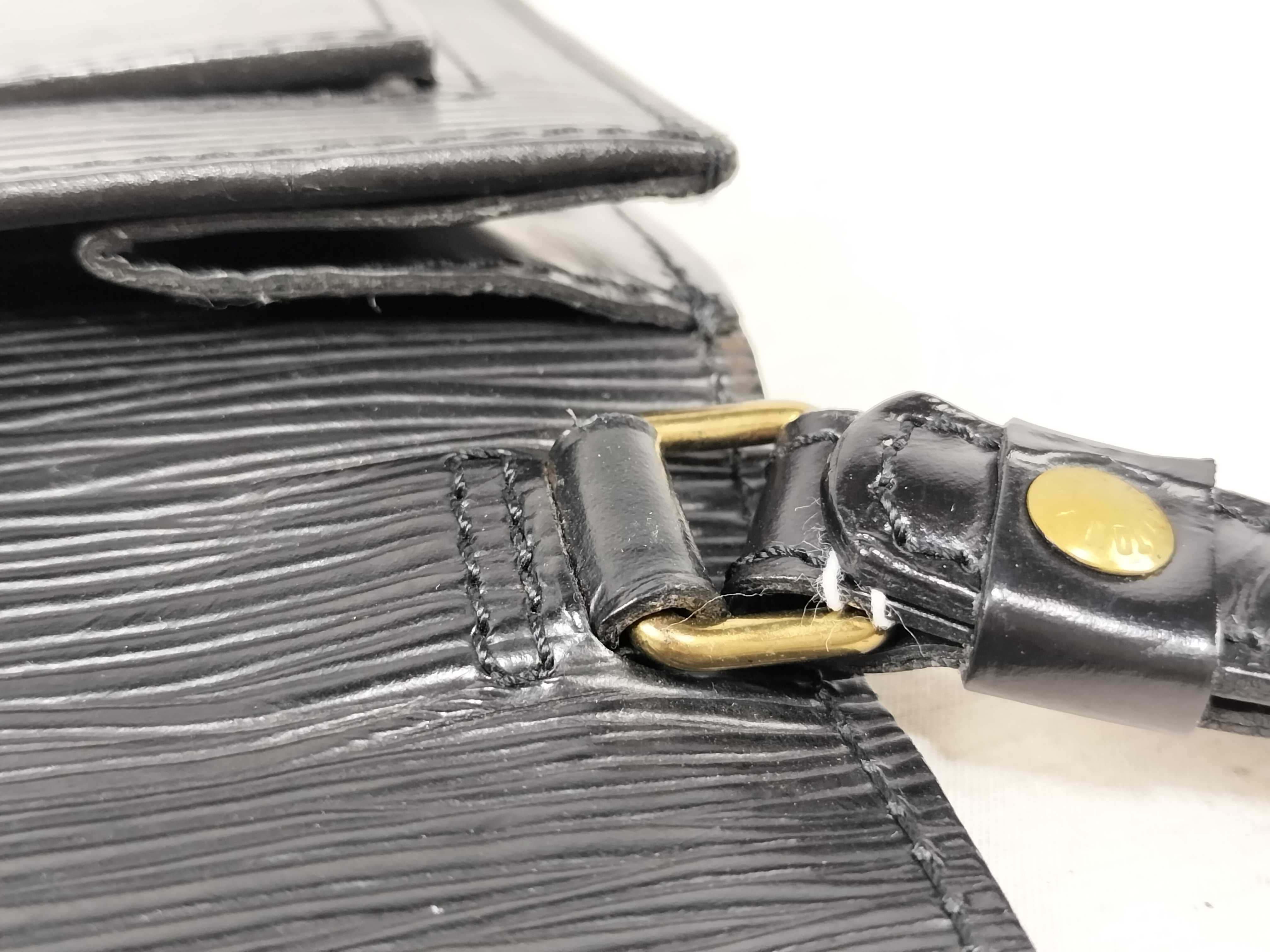 Epi M52612 Epi Serie Dragonne Black Second Bag — view 5