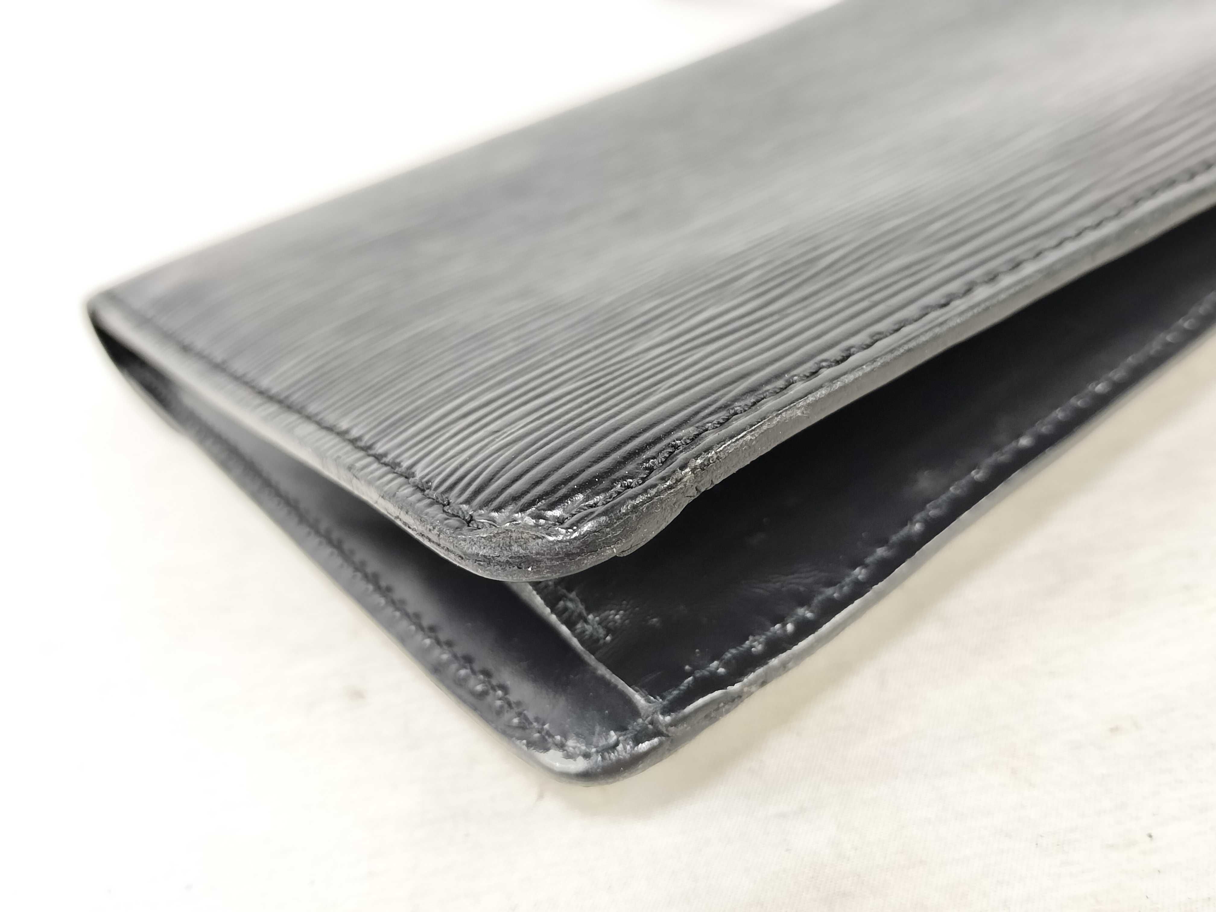 Epi M52612 Epi Serie Dragonne Black Second Bag — view 6