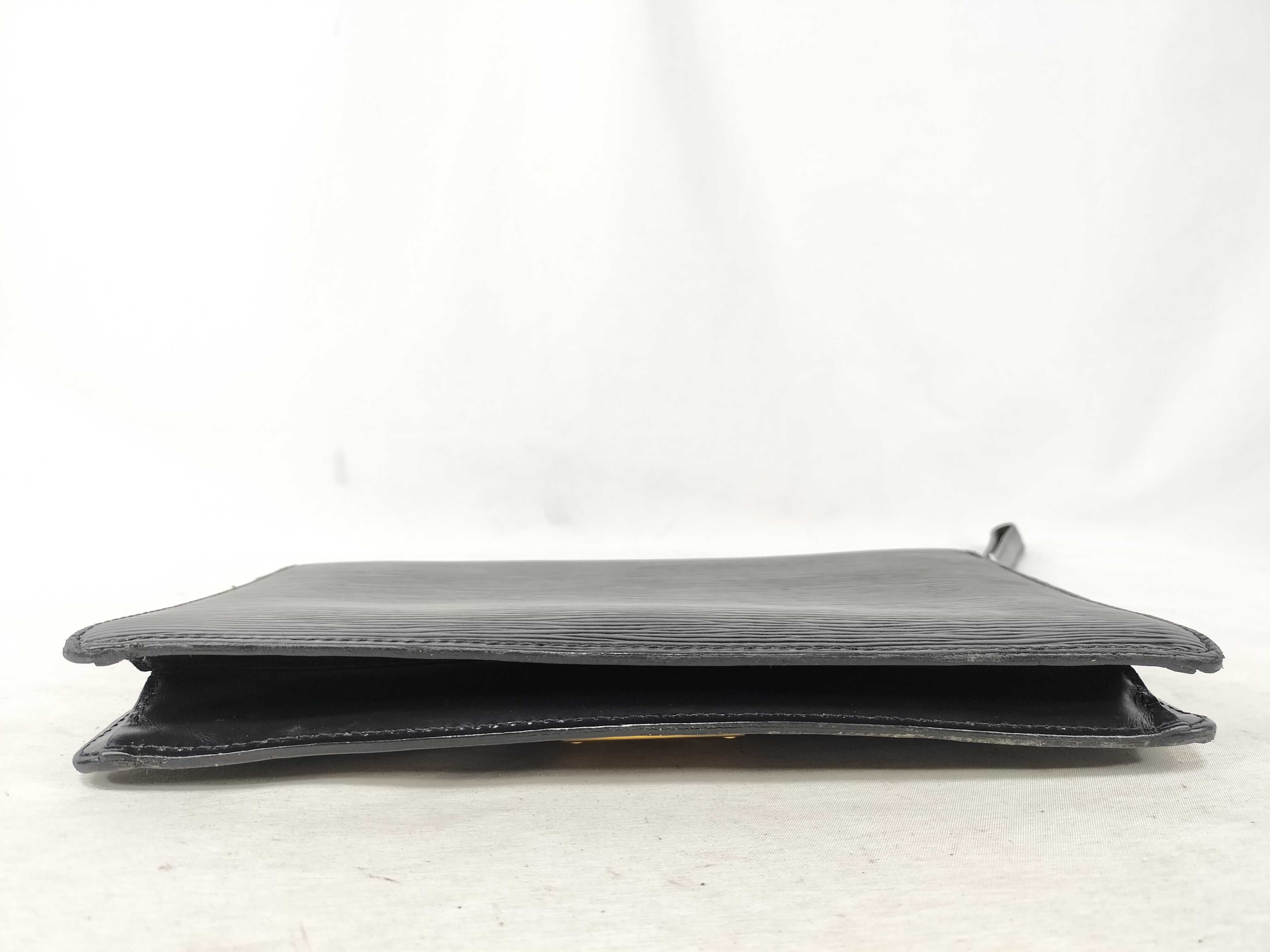 Epi M52612 Epi Serie Dragonne Black Second Bag — view 7