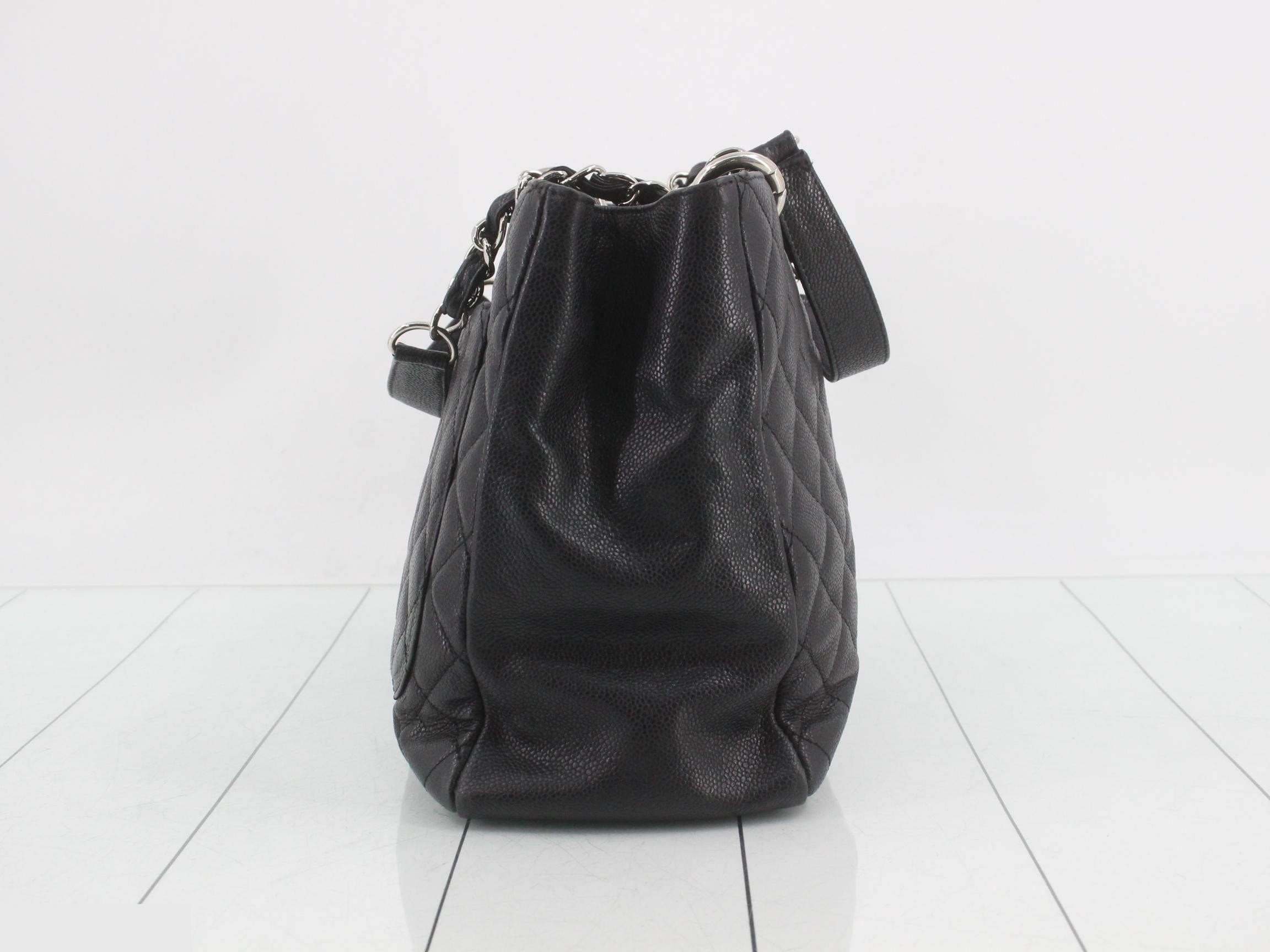 Matelassé Chain Shoulder Bag, Black — view 4