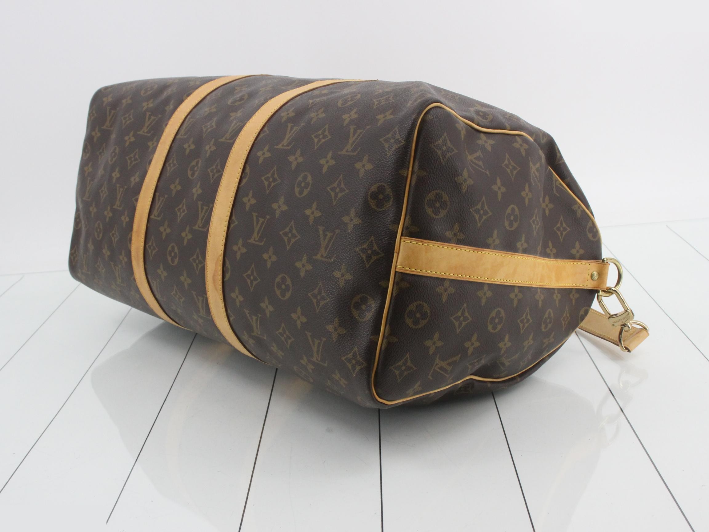 Keepall Bandouliere 50: Shoulder strap, padlock, 2 keys, name tag. — view 6