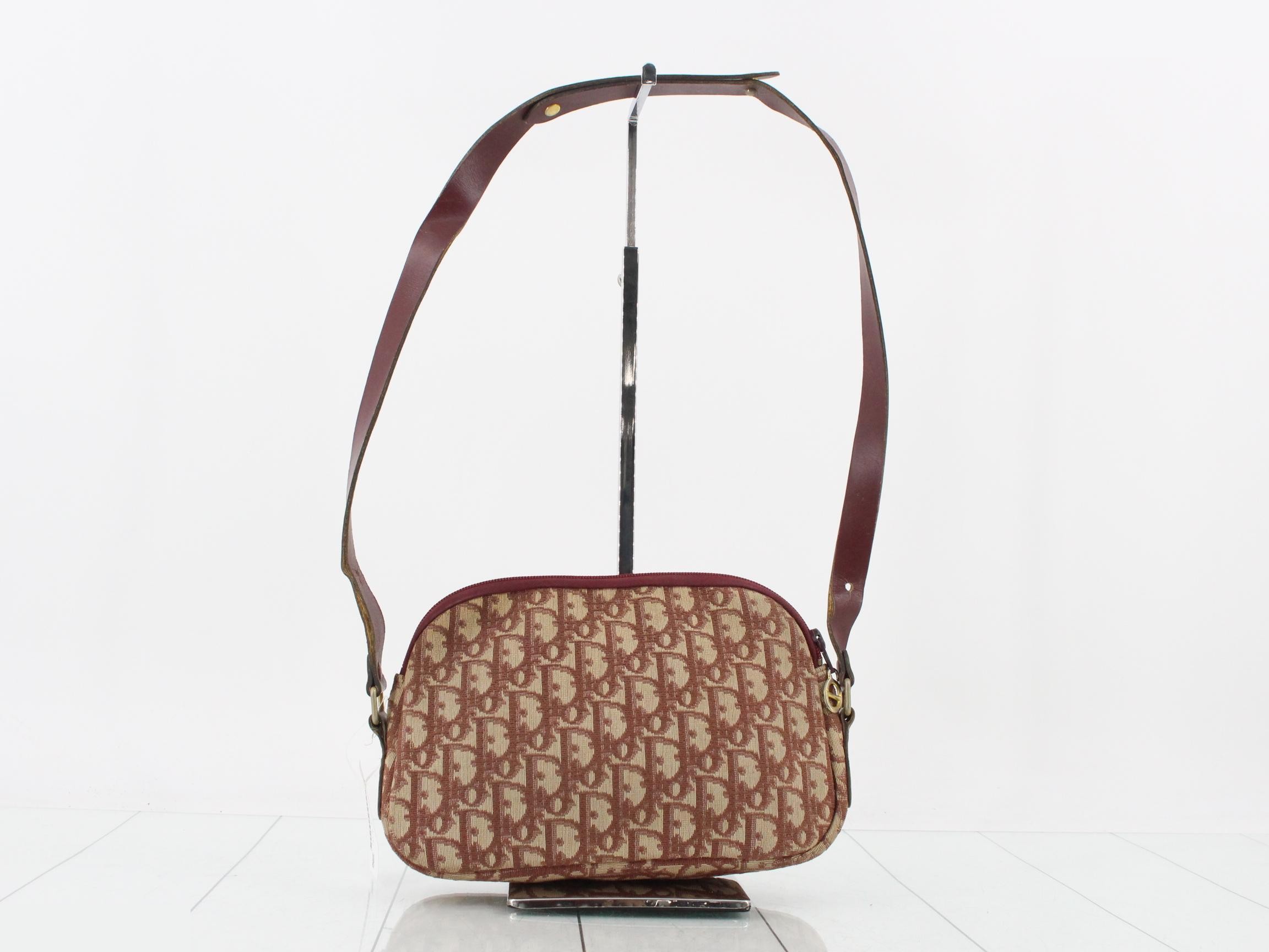 CHRITIAN Trotter Pattern Shoulder Bag, Oblique — view 2