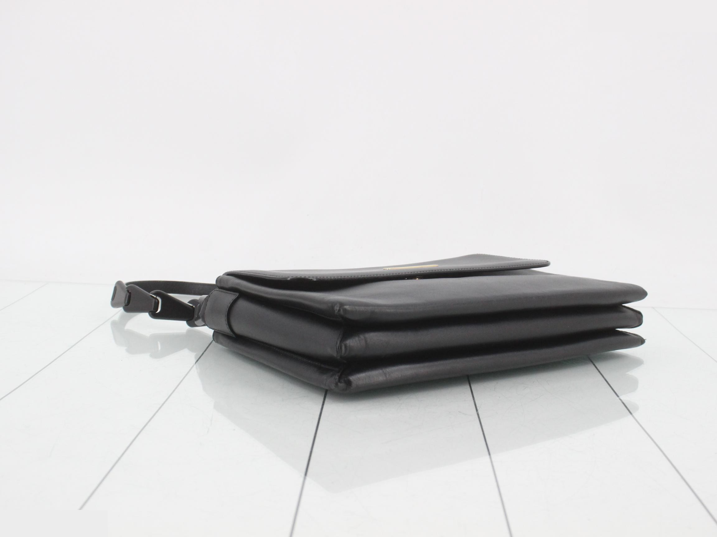 Leather and plastic chain handbag — view 5
