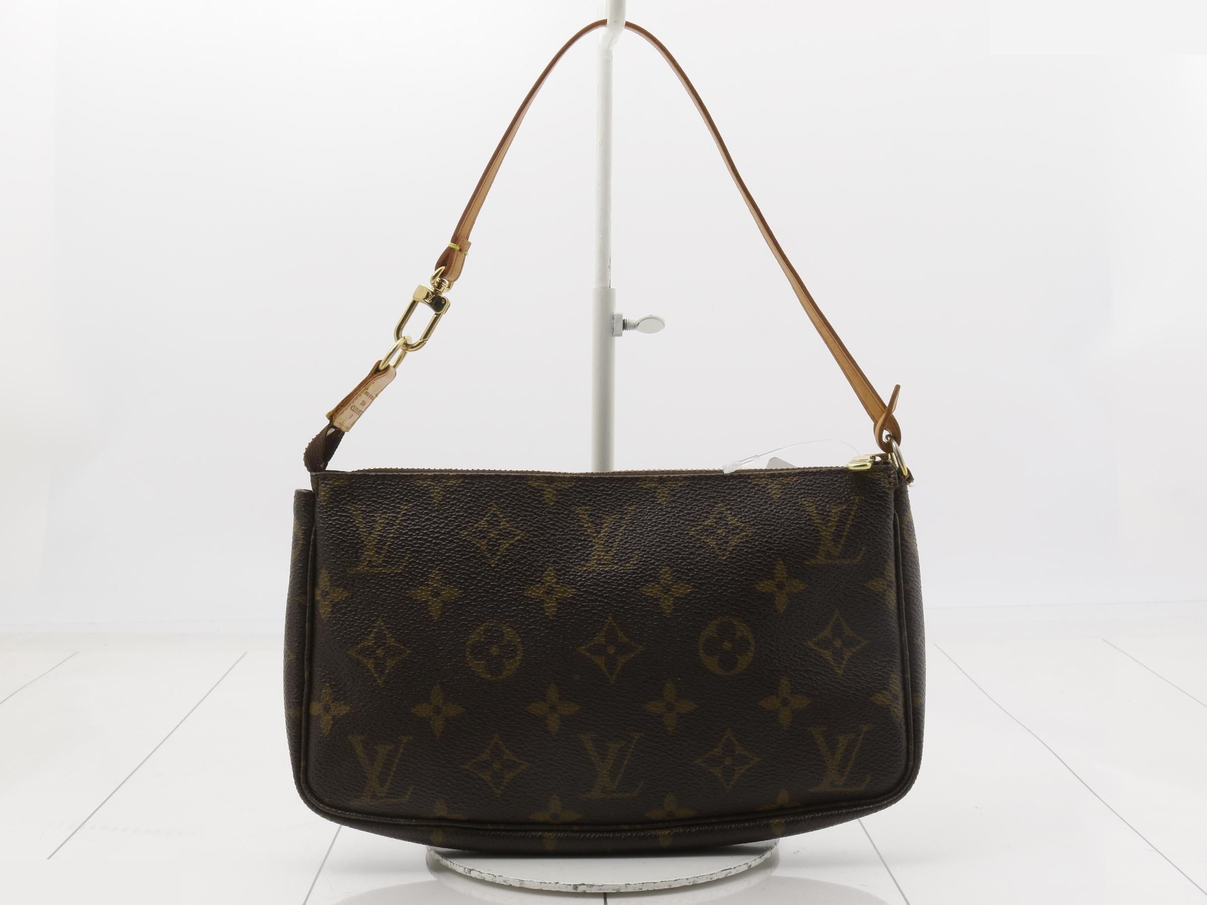 Pochette Accessoires (old model) — view 2