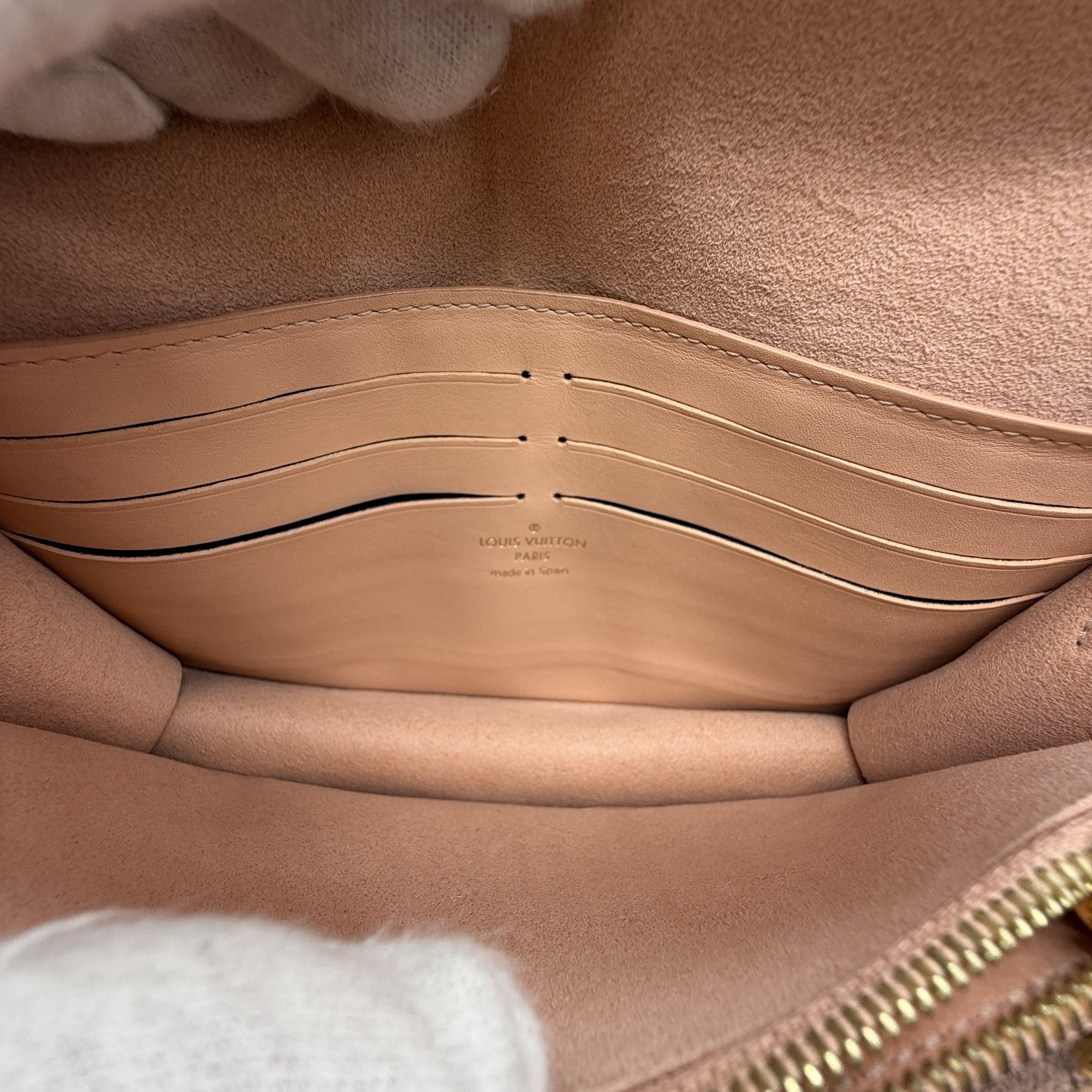 Damier Portefeuille Vavin Chain Shoulder Bag — view 13