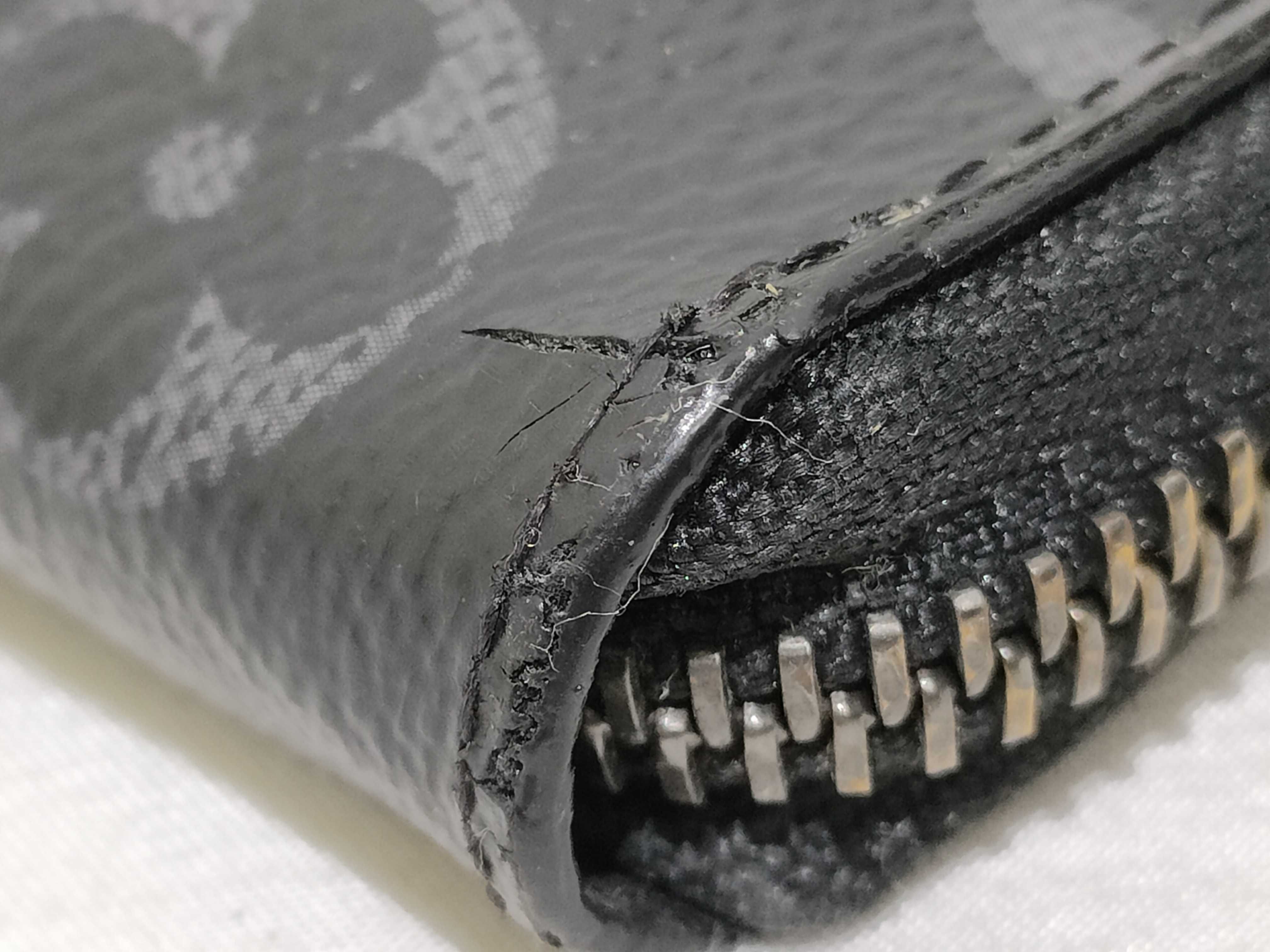 Monogram 5 Eclipse Zippy Wallet — view 4