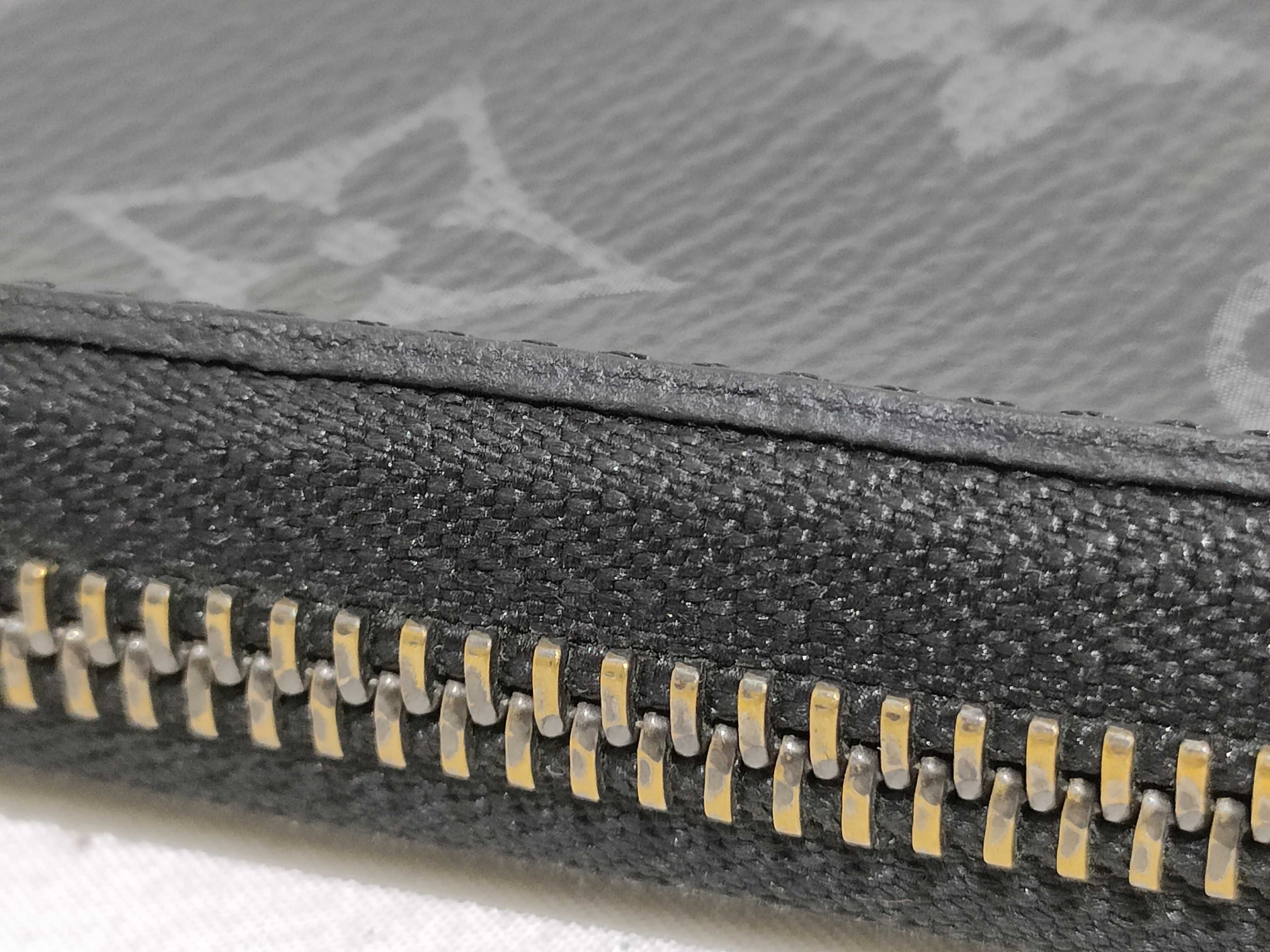 Monogram 5 Eclipse Zippy Wallet — view 8