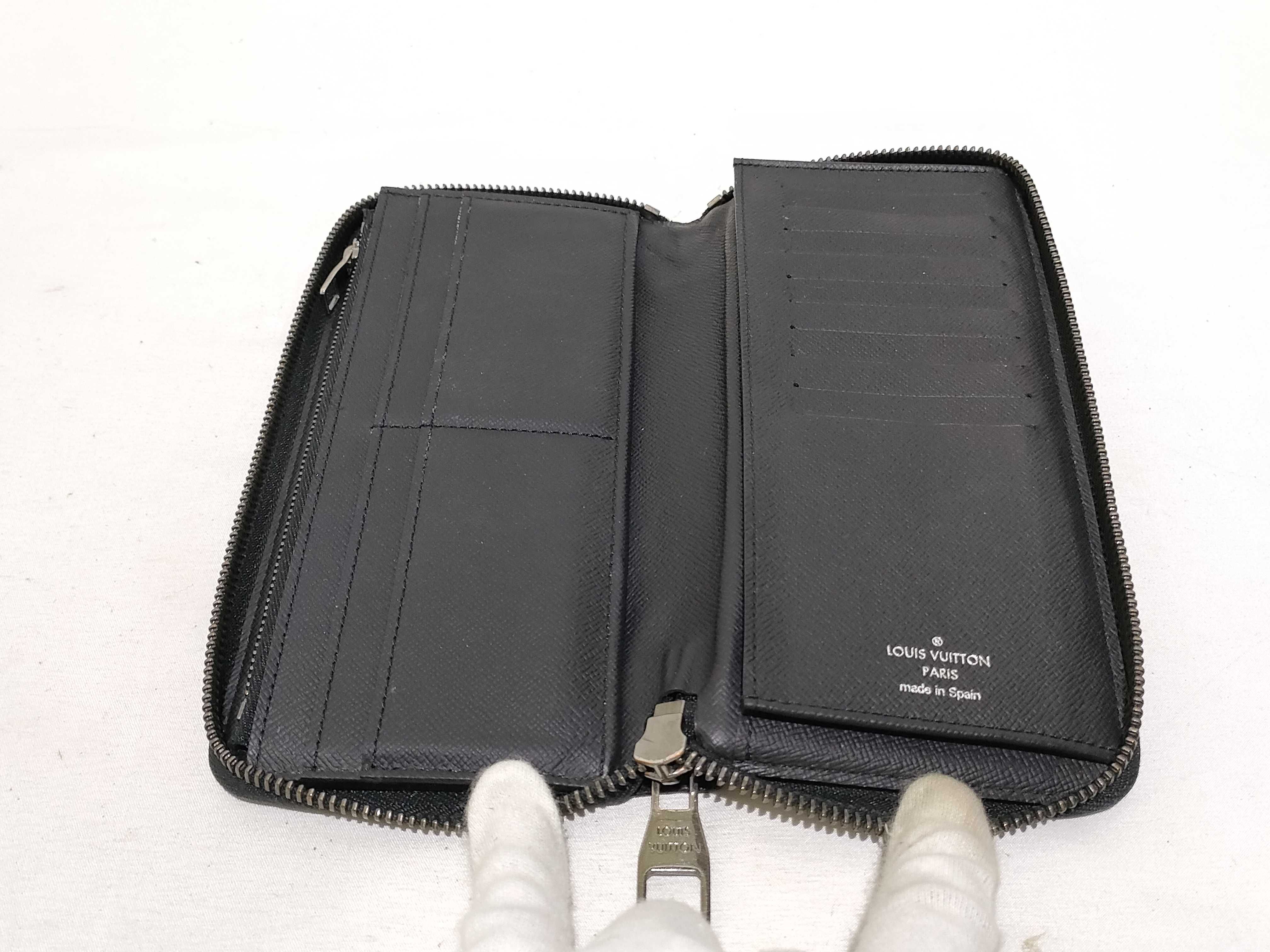 Monogram 5 Eclipse Zippy Wallet — view 9