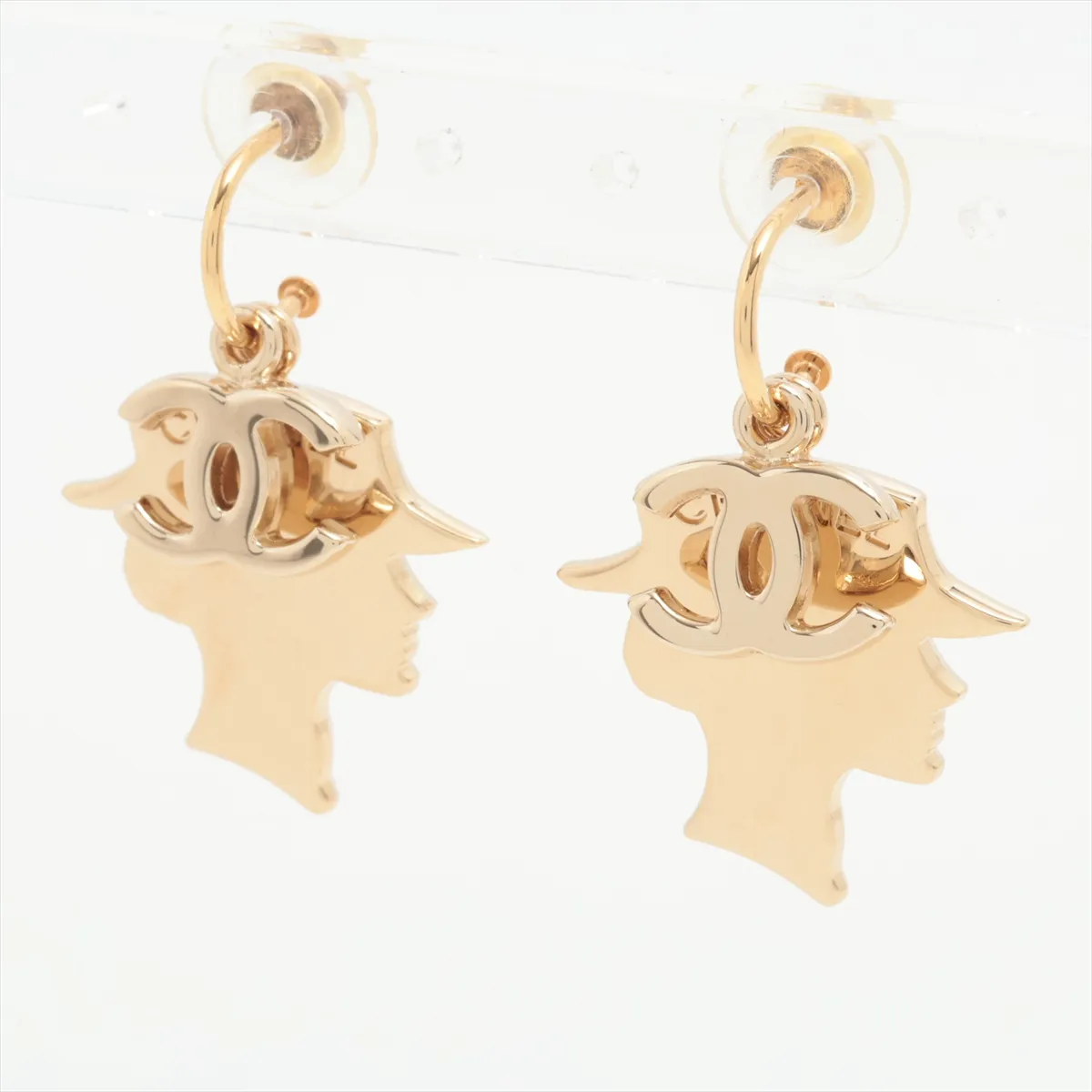 Coco Mark Logo Earrings (Pair) GP Gold - — view 3