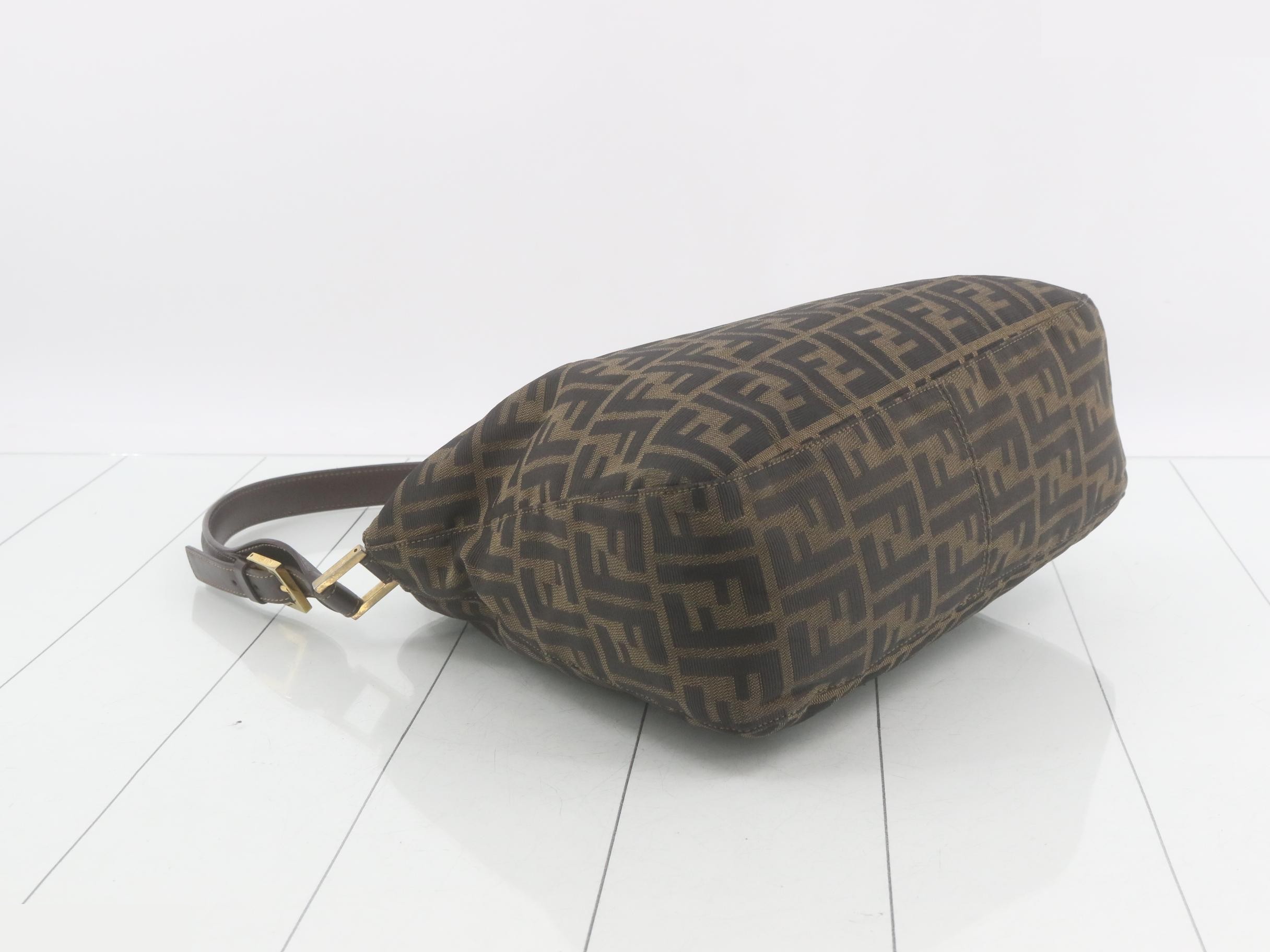 ZUCCA Mamma Bucket Shoulder Bag — view 5