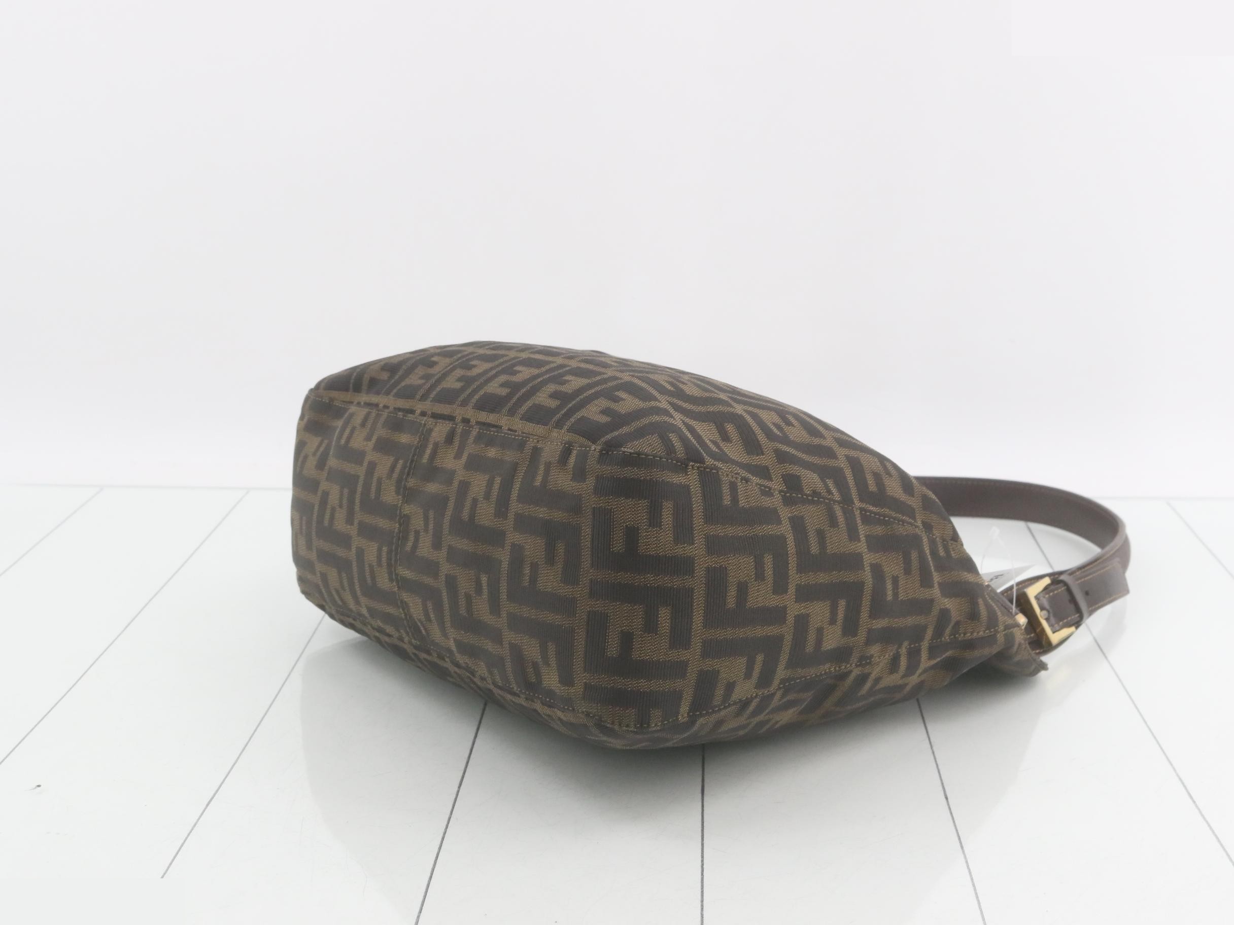 ZUCCA Mamma Bucket Shoulder Bag — view 6