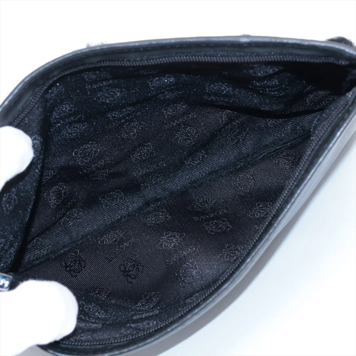 fur x leather pouch black — view 3