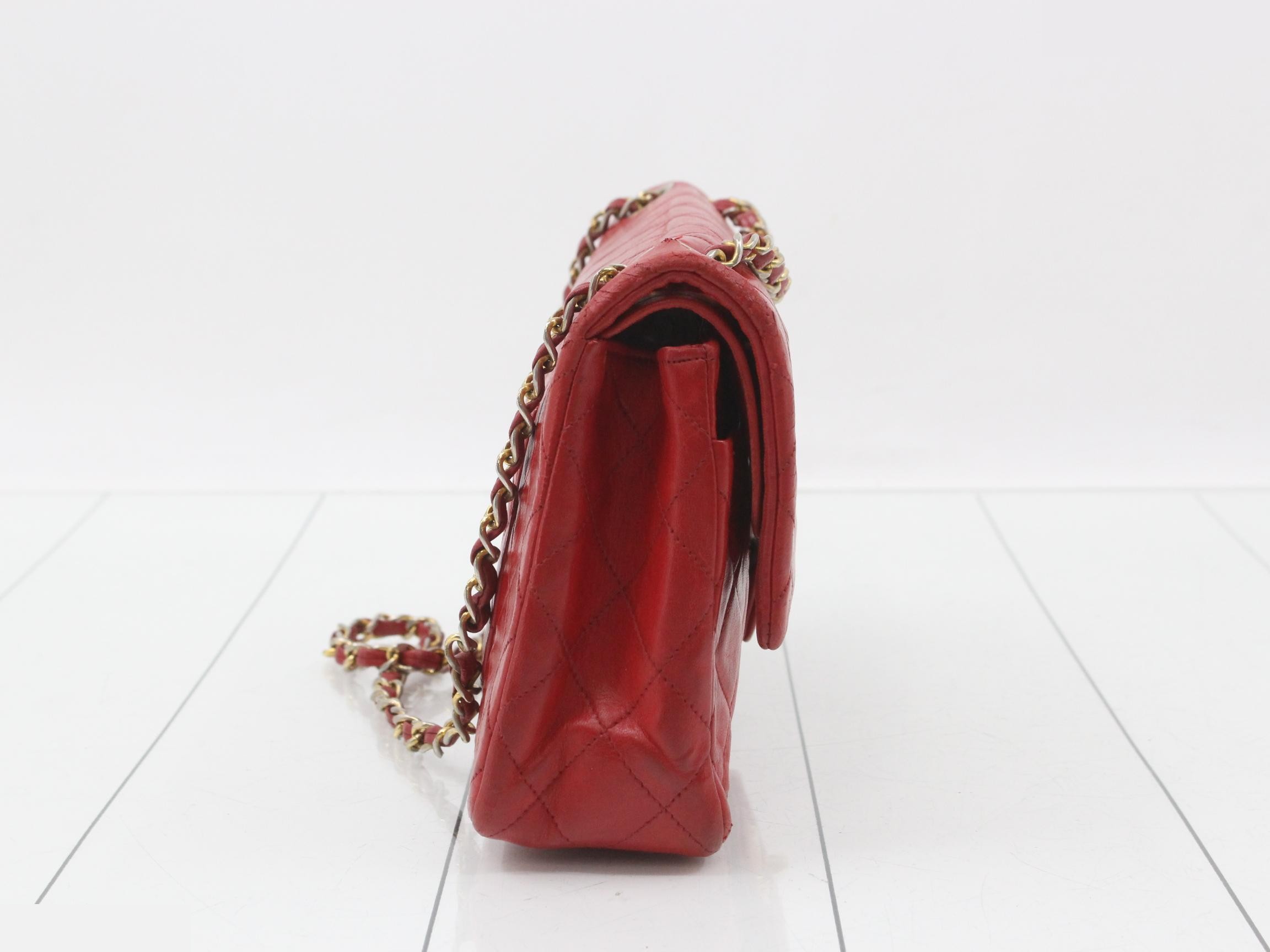Matelassé 25 Double Flap Lambskin Chain Shoulder Bag — view 4