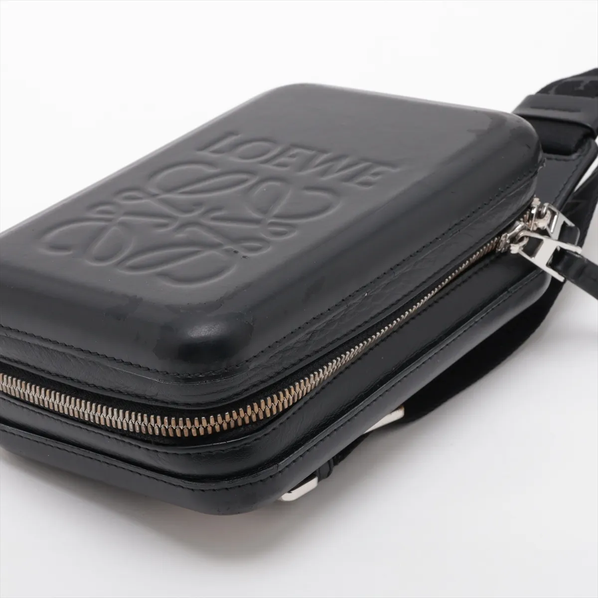 Molded Sling Bag Leather Body Bag Black — view 3