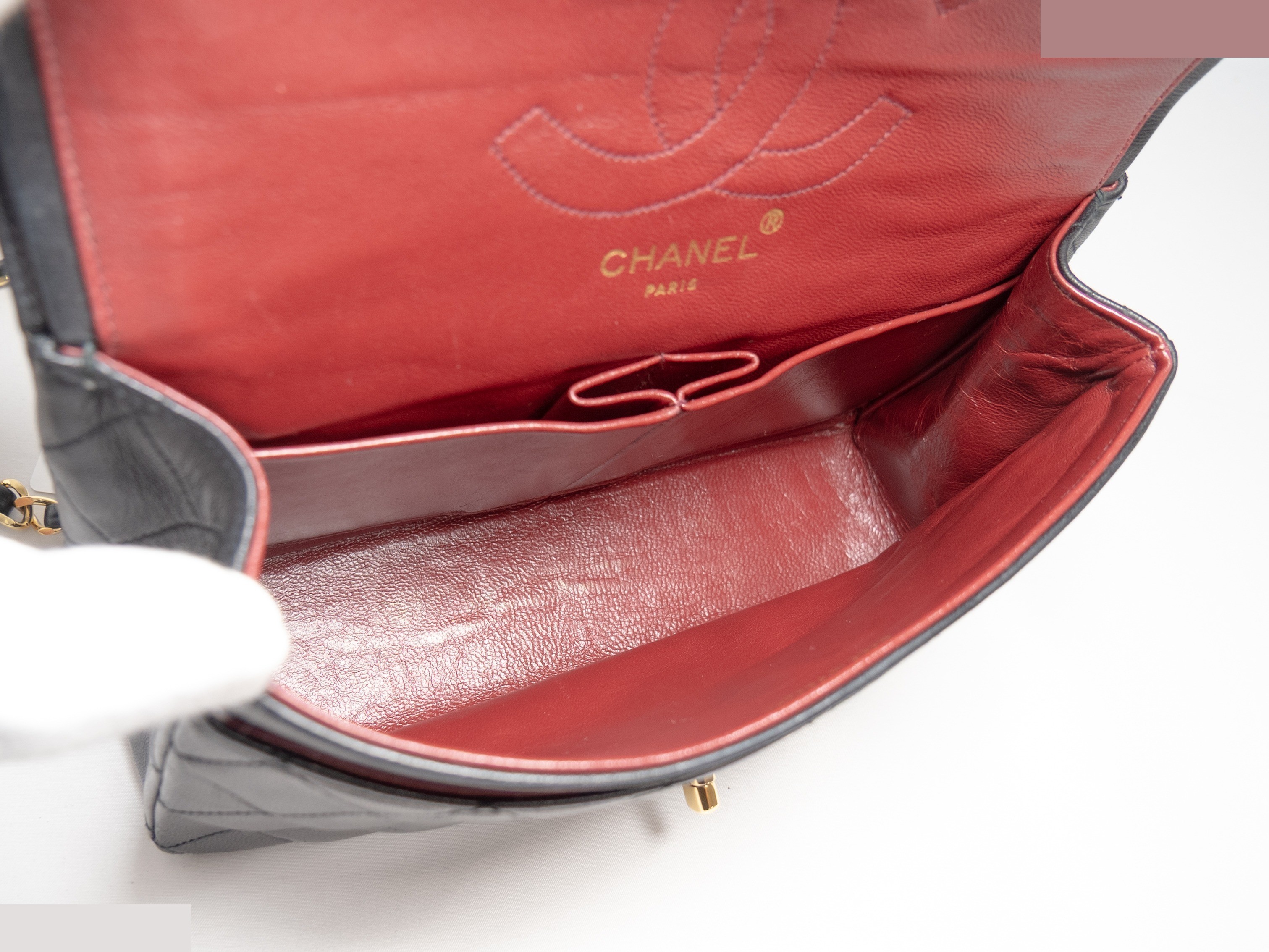 Matelassé Double Flap Seal — view 10