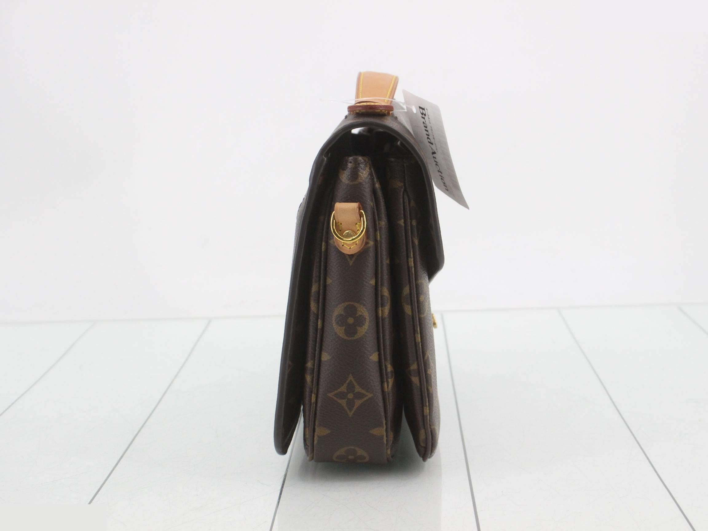 Monogram Pochette Metis MM 2-Way Handbag — view 4