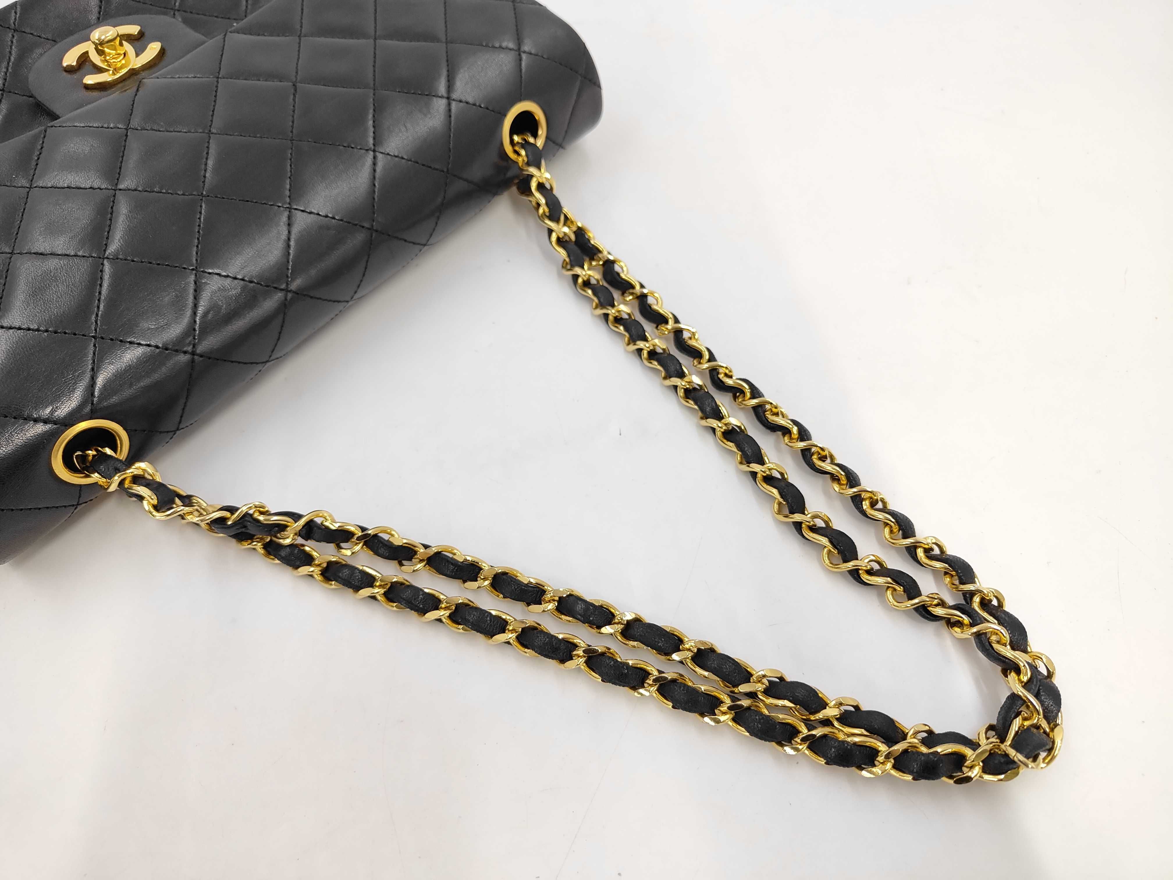 Matelassé 25 Lambskin Double Flap Double Chain Shoulder Bag — view 5