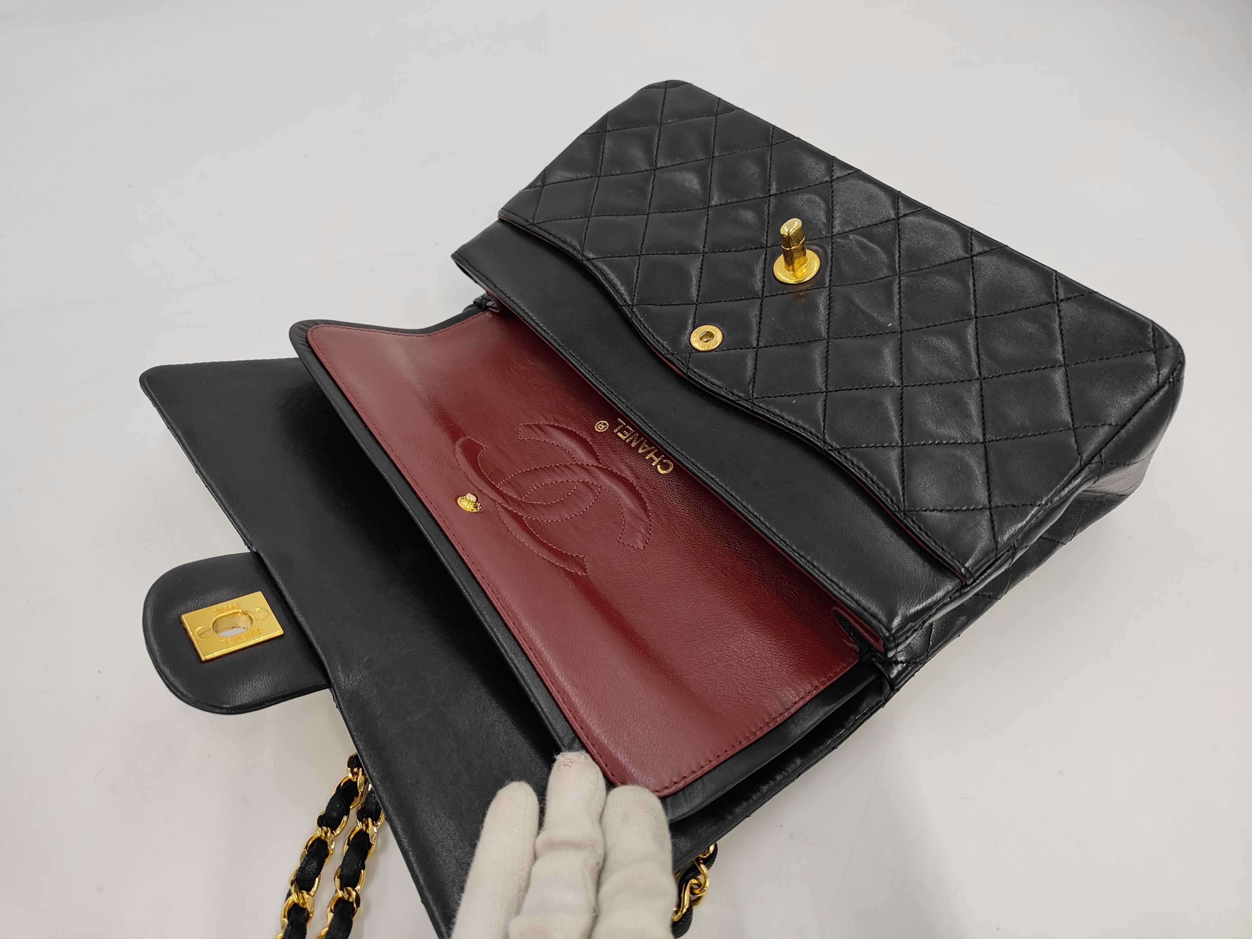 Matelassé 25 Lambskin Double Flap Double Chain Shoulder Bag — view 9