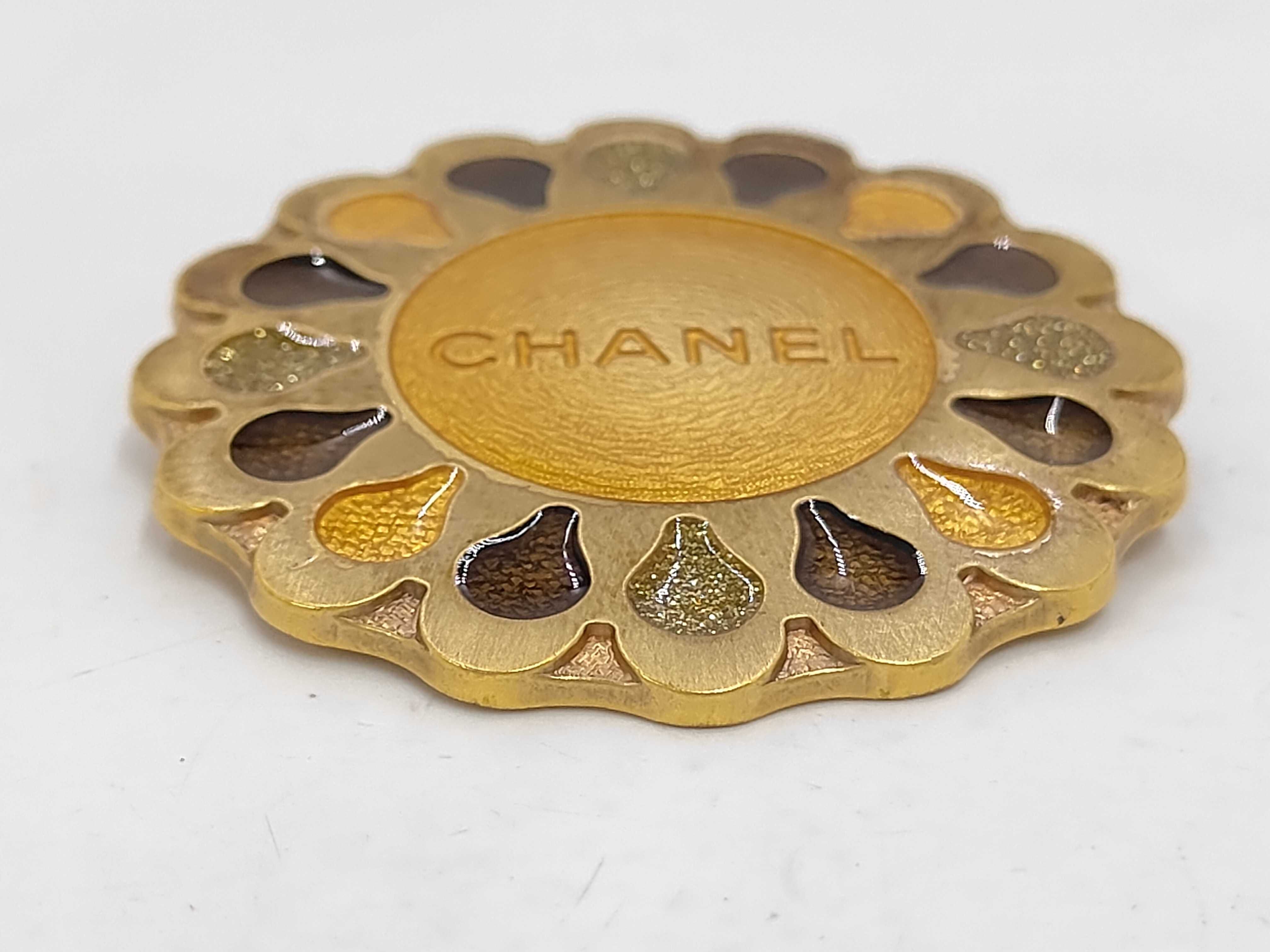Flower Gold Brooch — view 4