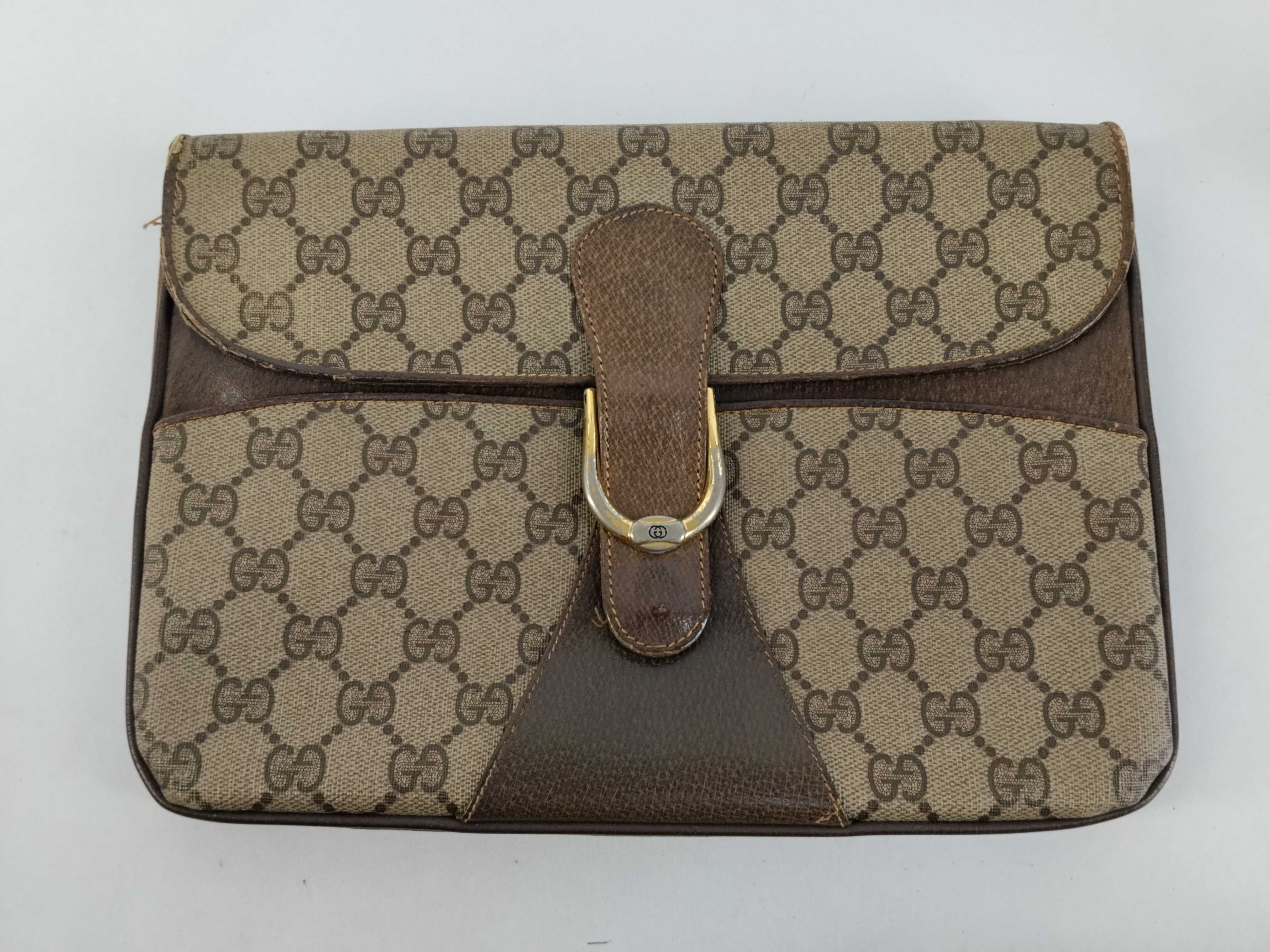 GG Supreme Clutch Bag (Brown)