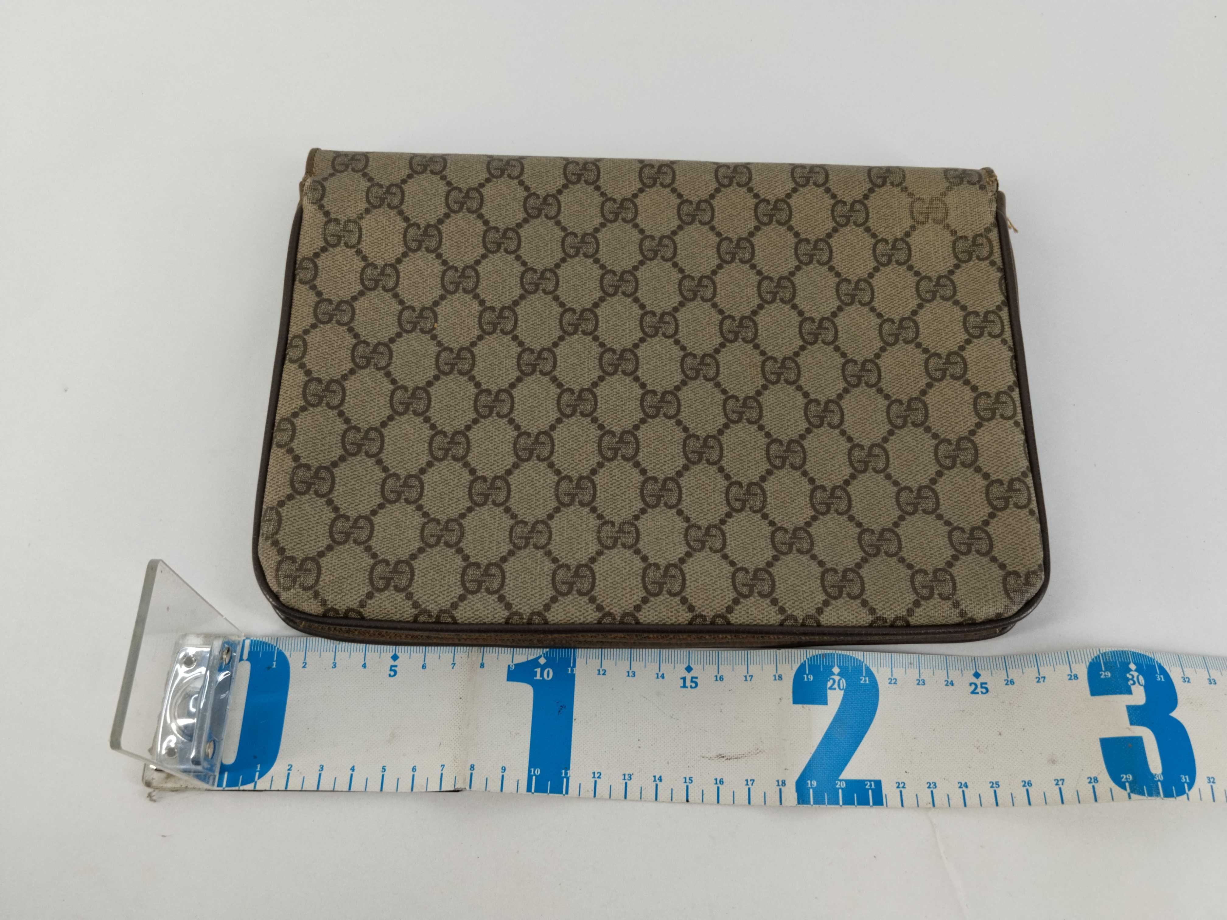 GG Supreme Clutch Bag (Brown) — view 2