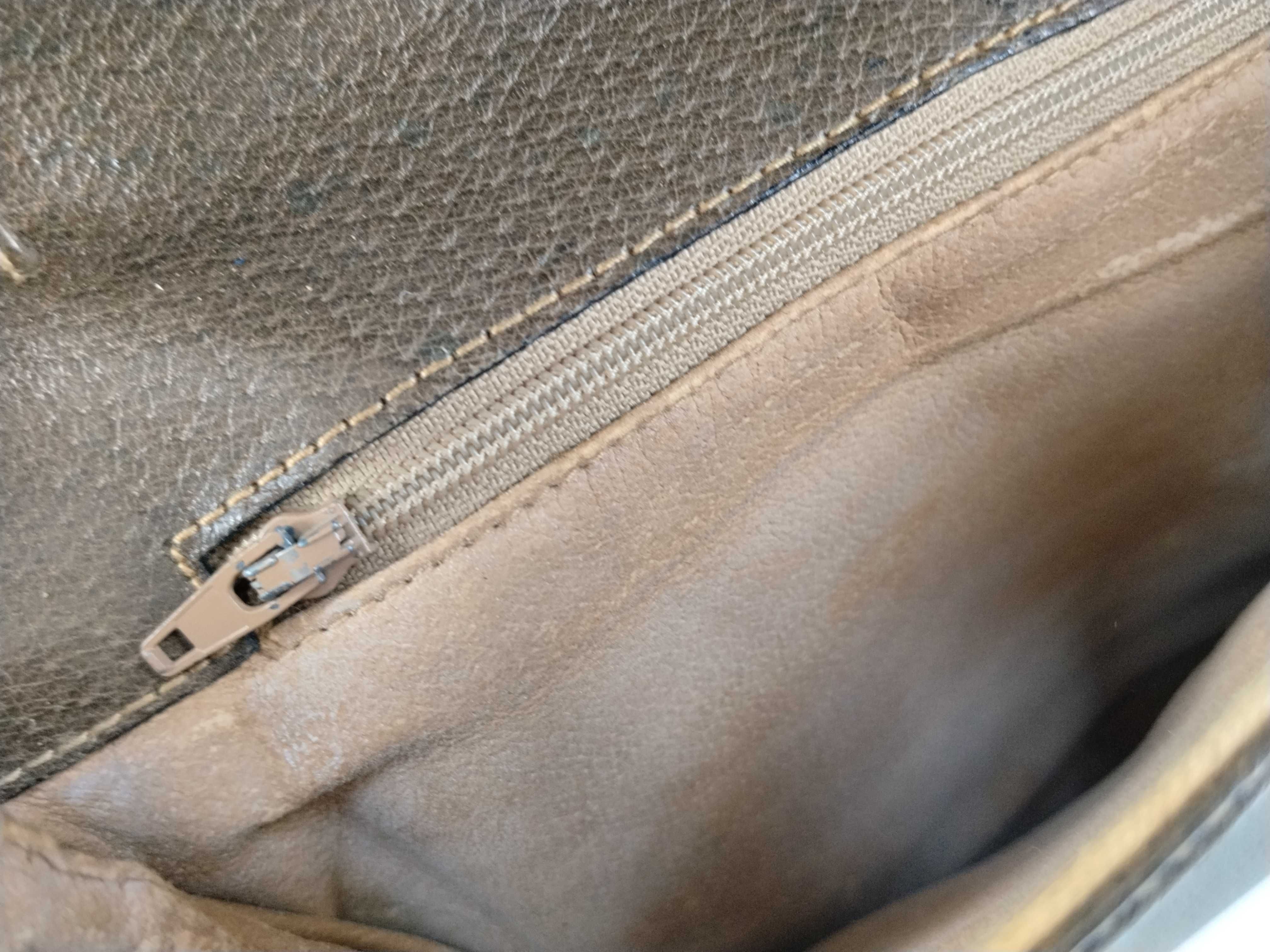 GG Supreme Clutch Bag (Brown) — view 12