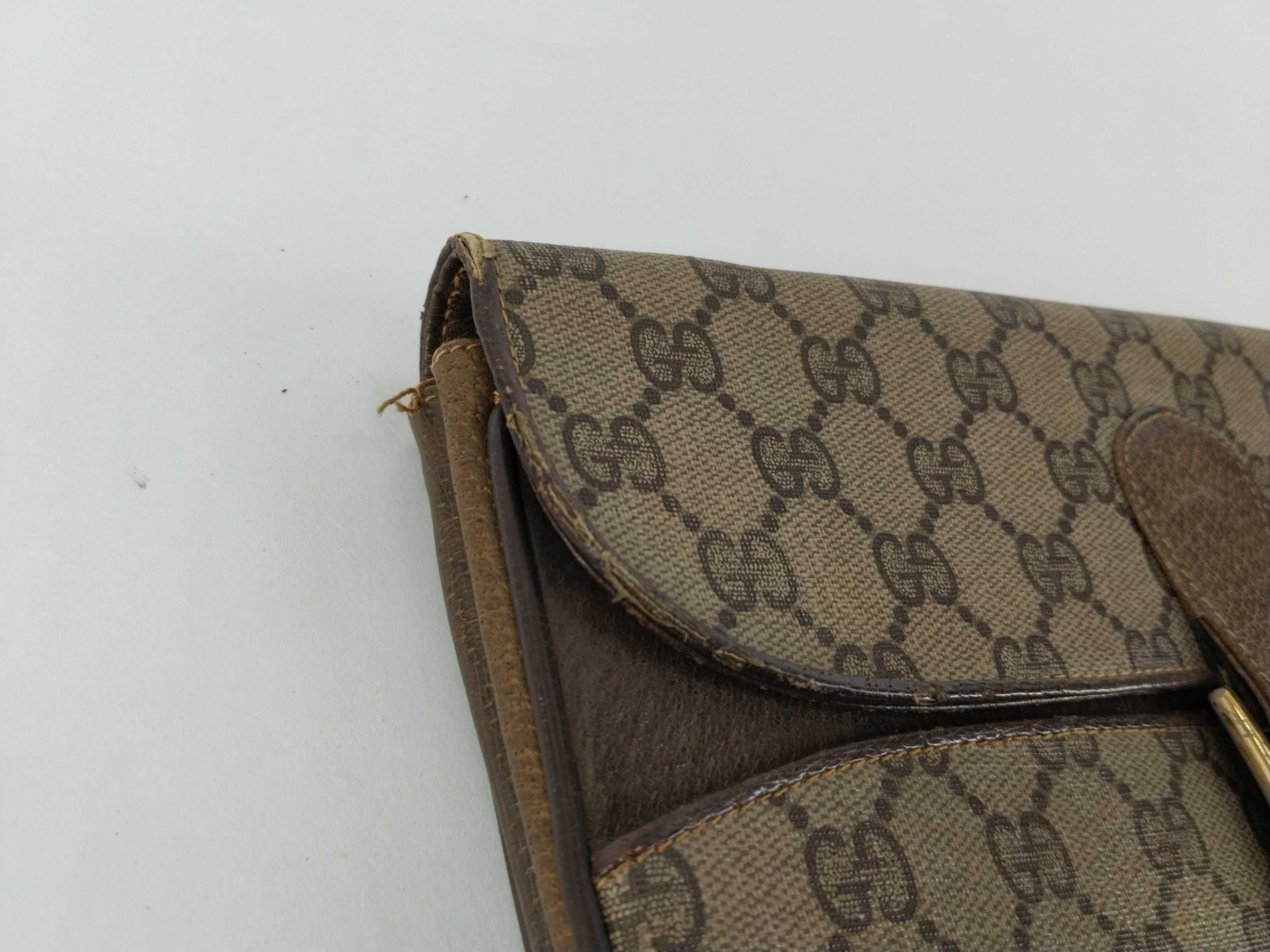 GG Supreme Clutch Bag (Brown) — view 5