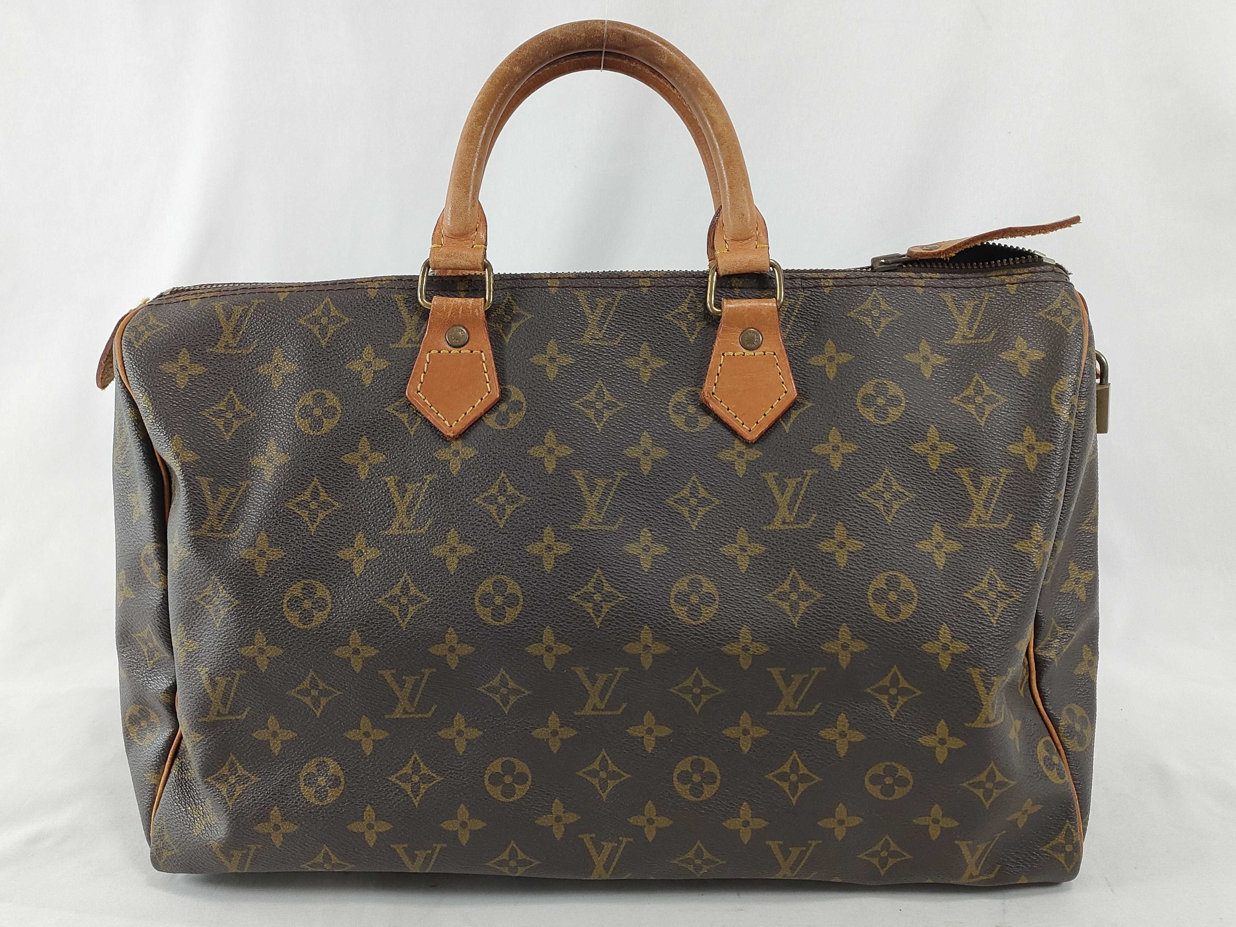 Monogram Louis Vuitton () Monogram Speedy 40 Handbag with Padlock Boston Bag