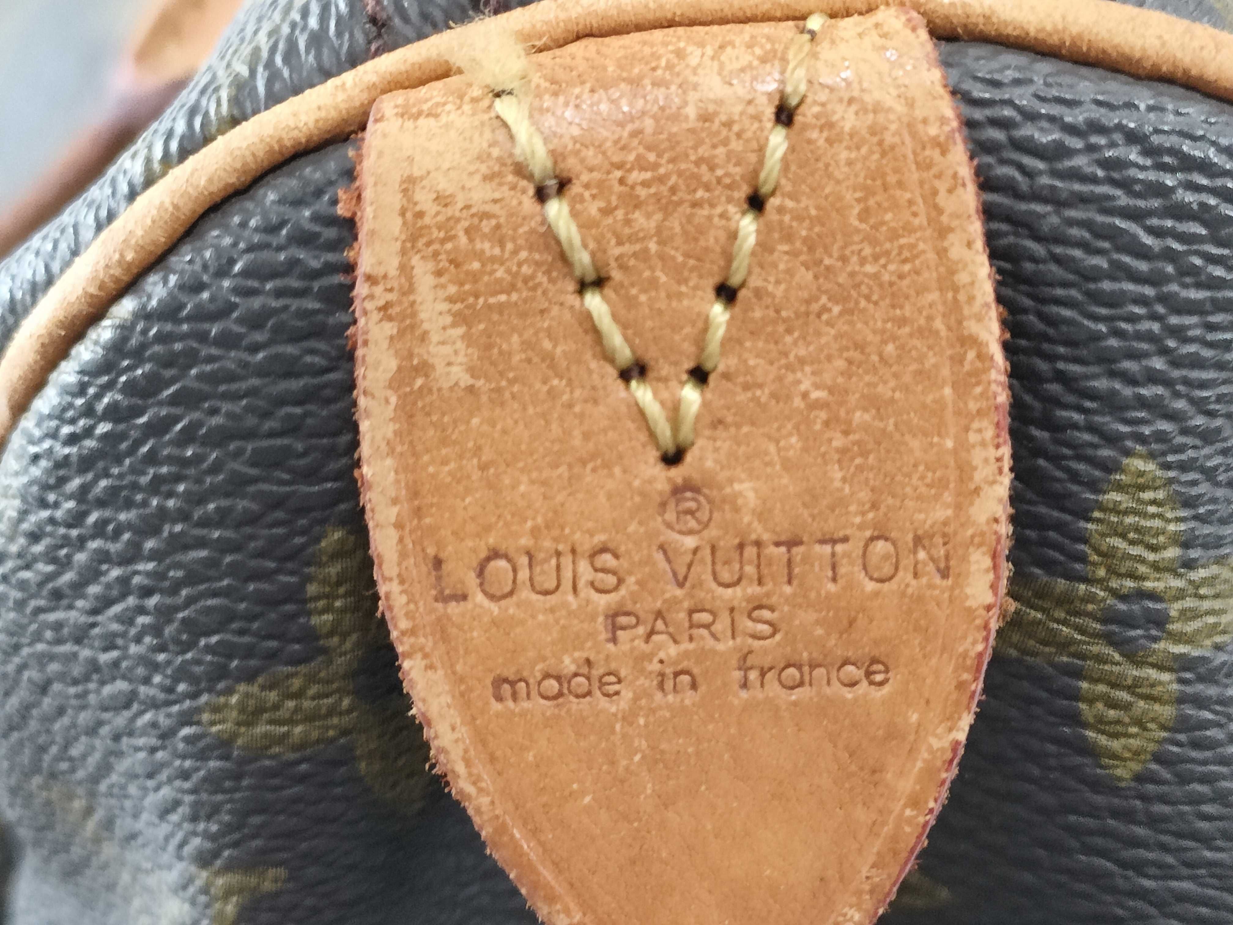 Monogram Louis Vuitton () Monogram Speedy 40 Handbag with Padlock Boston Bag — view 11