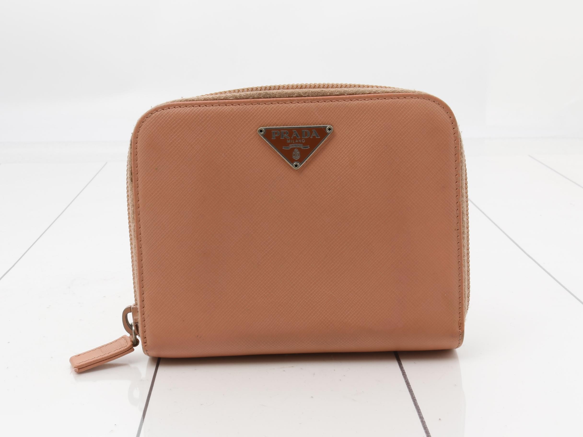 Saffiano round zipper bifold wallet, leather/pink