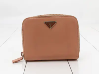 Saffiano round zipper bifold wallet, leather/pink