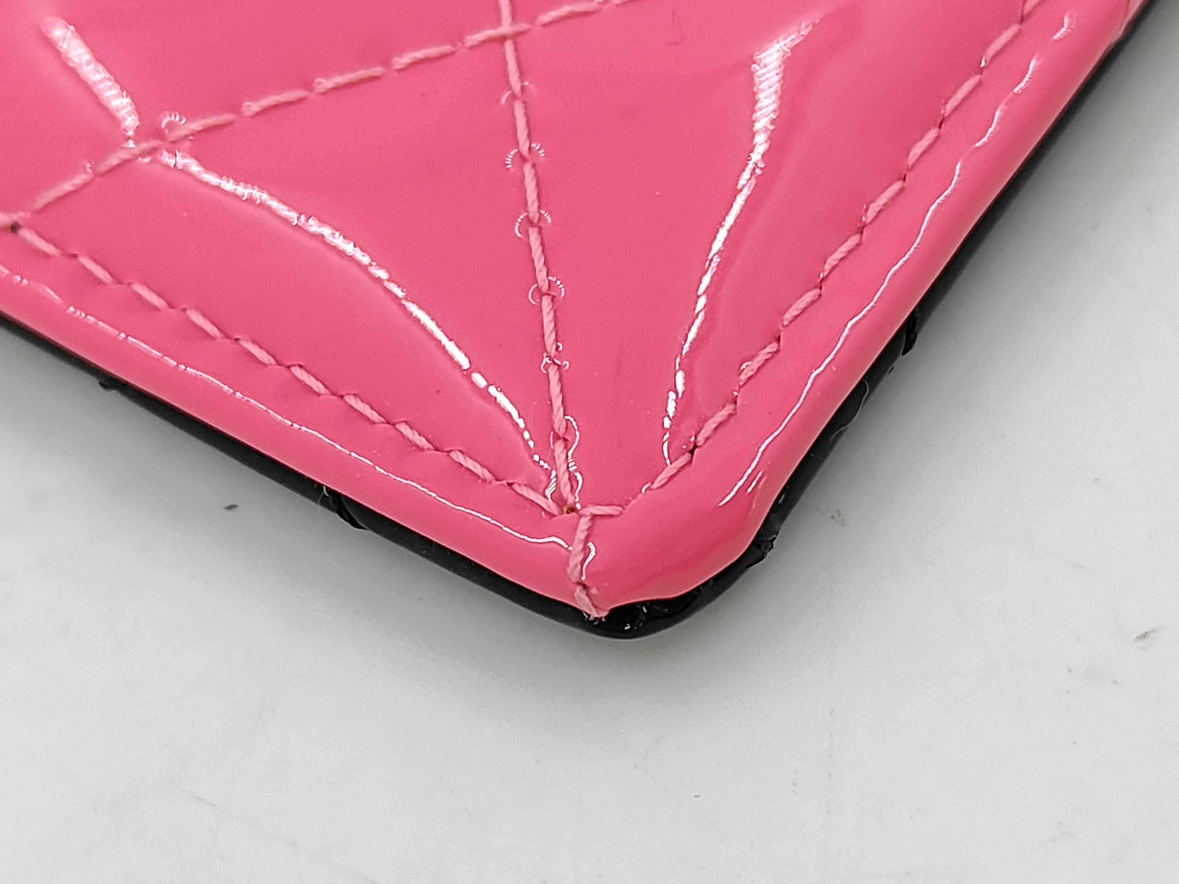 Matelassé Chain Pass Case Shoulder Bag — view 4